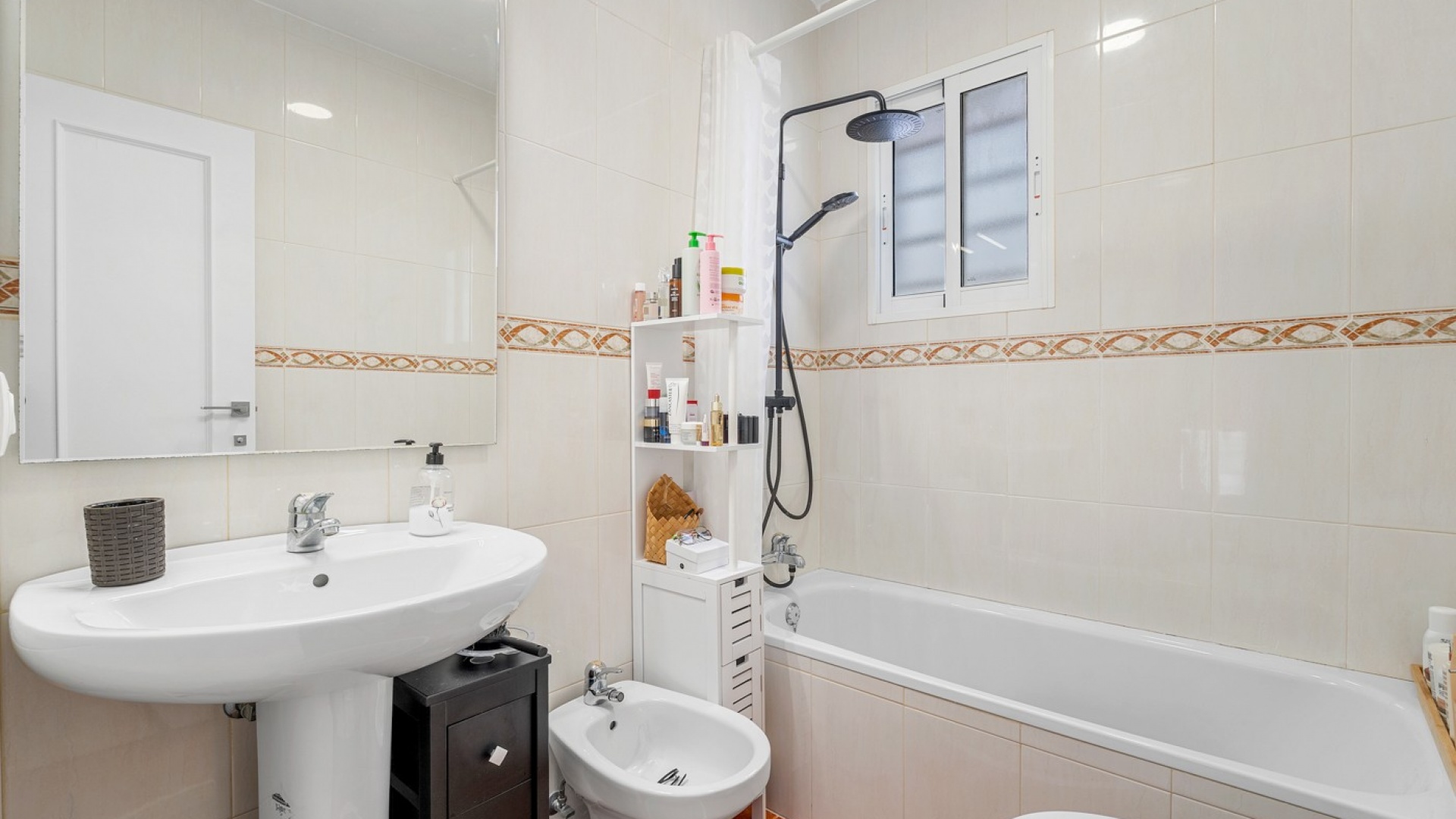 Wiederverkauf - Villa - Villamartin - blue hills