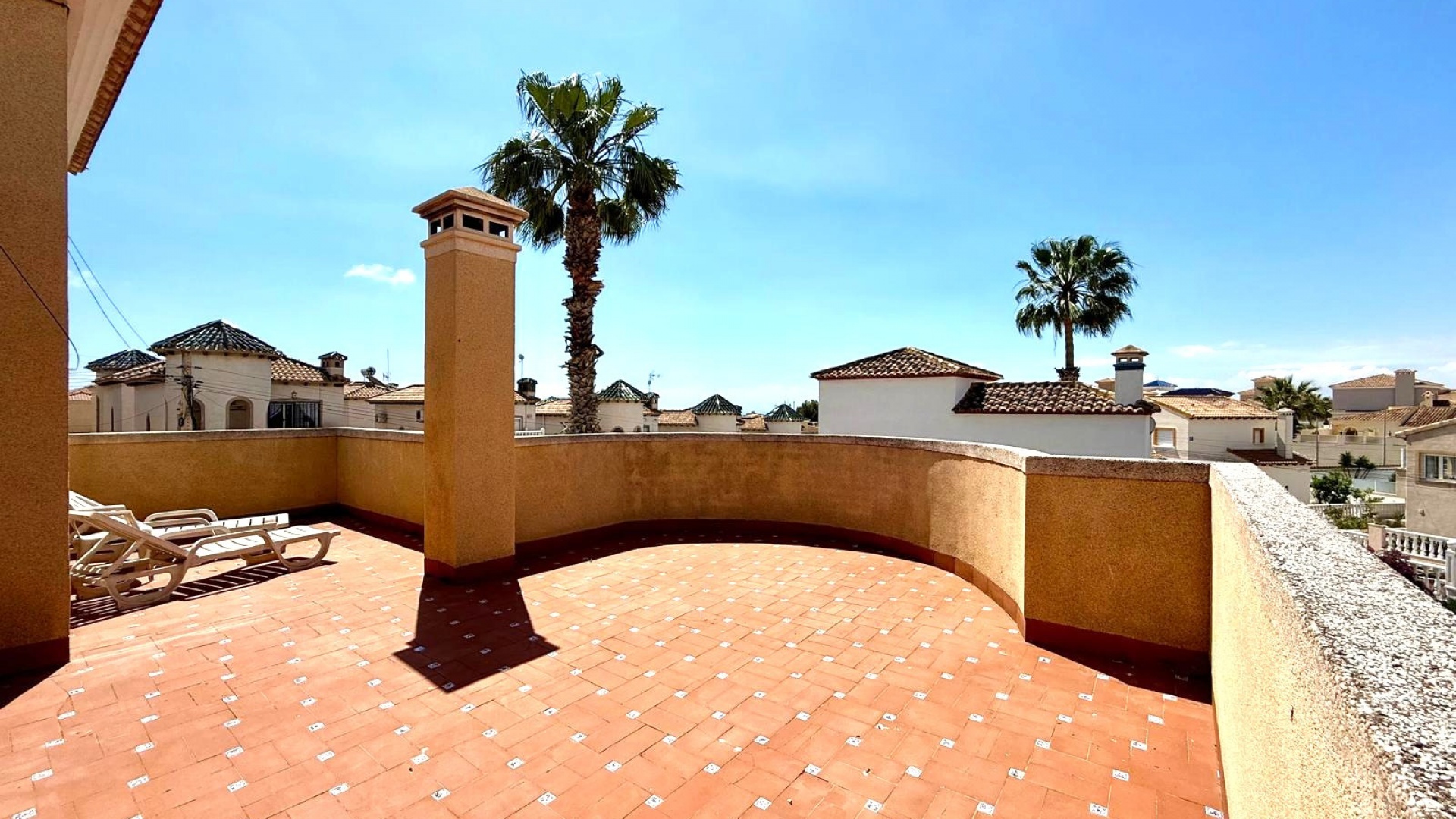 Wiederverkauf - Villa - Villamartin - El Galan