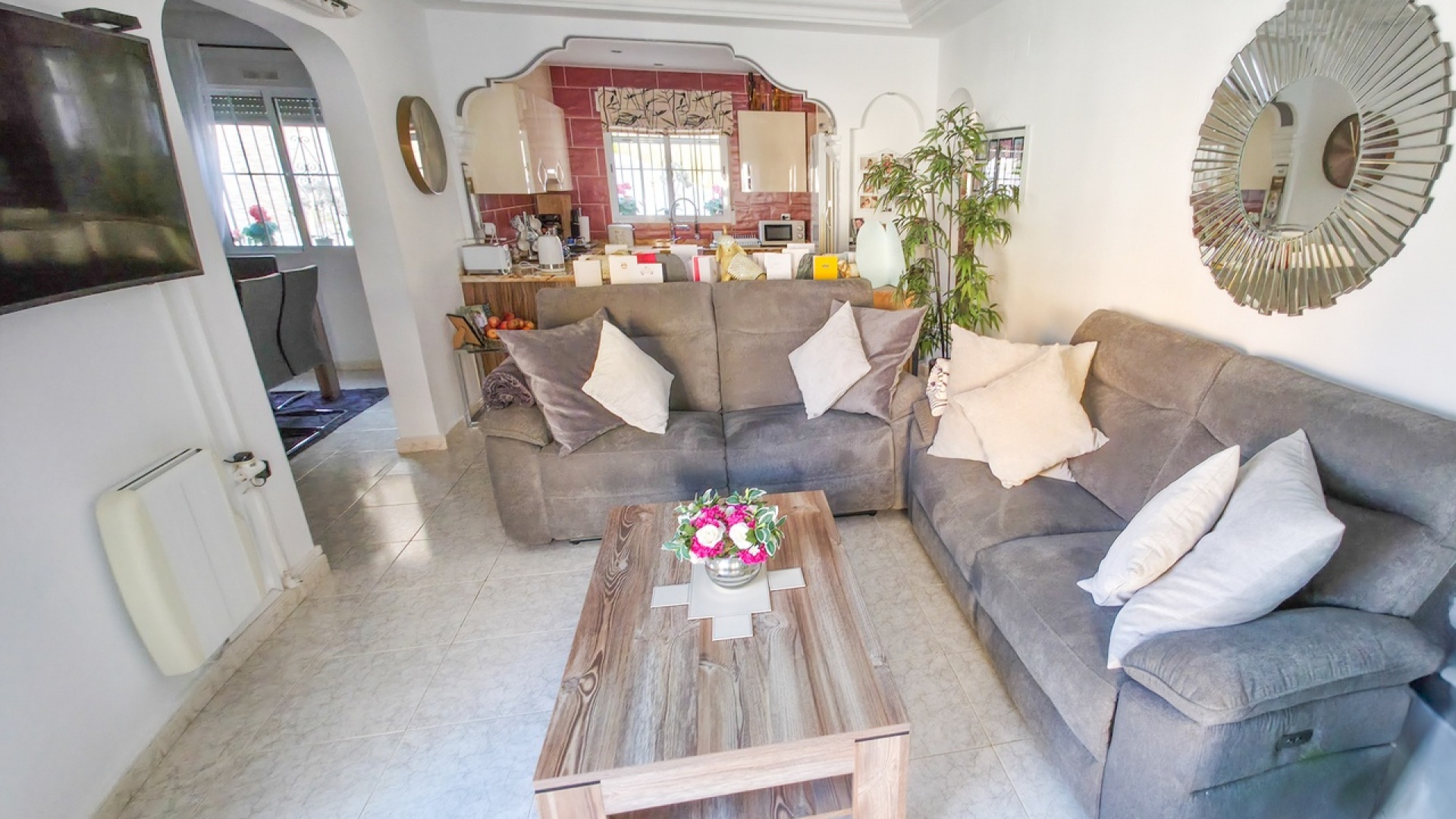 Wiederverkauf - Villa - Villamartin - El Galan