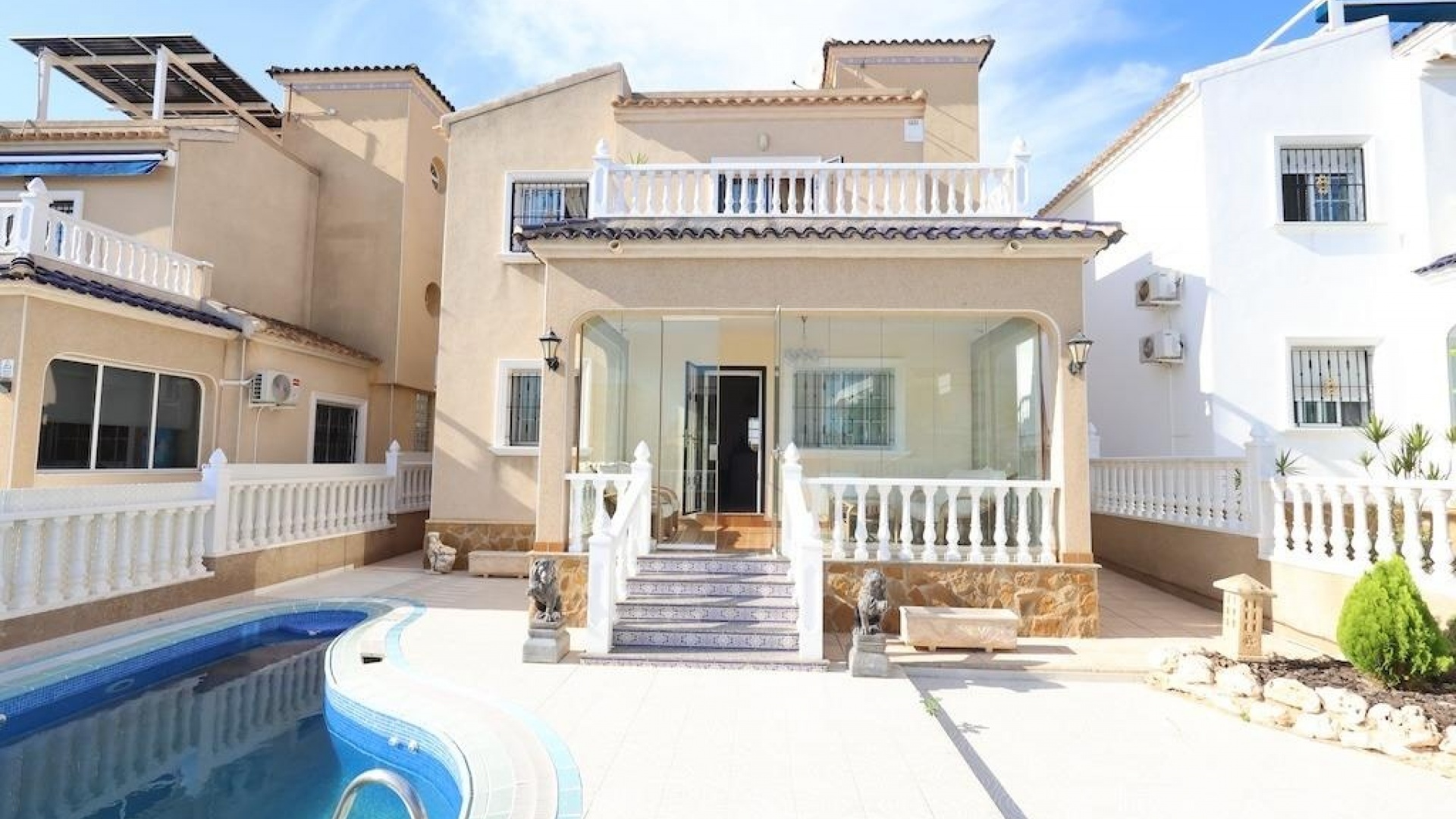 Wiederverkauf - Villa - Villamartin - El Galan