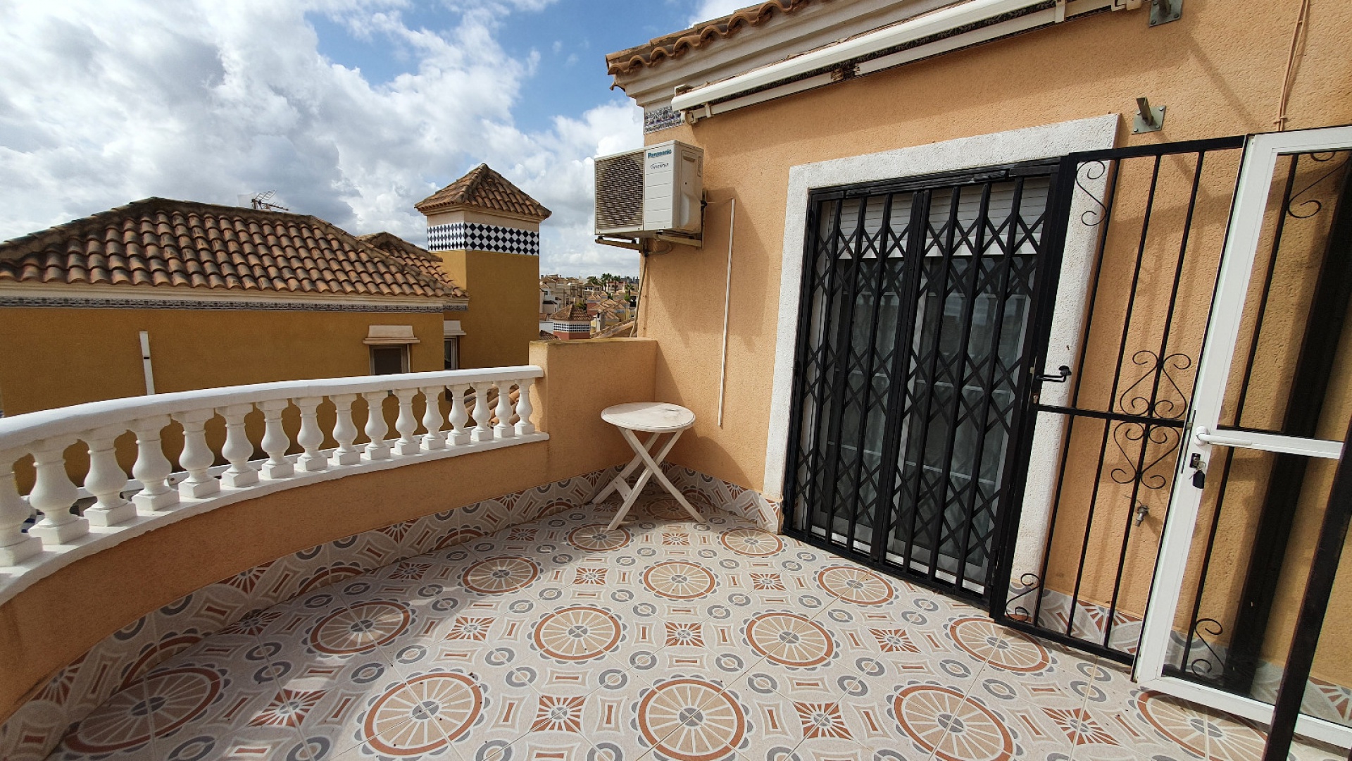 Wiederverkauf - Villa - Villamartin - El Galan