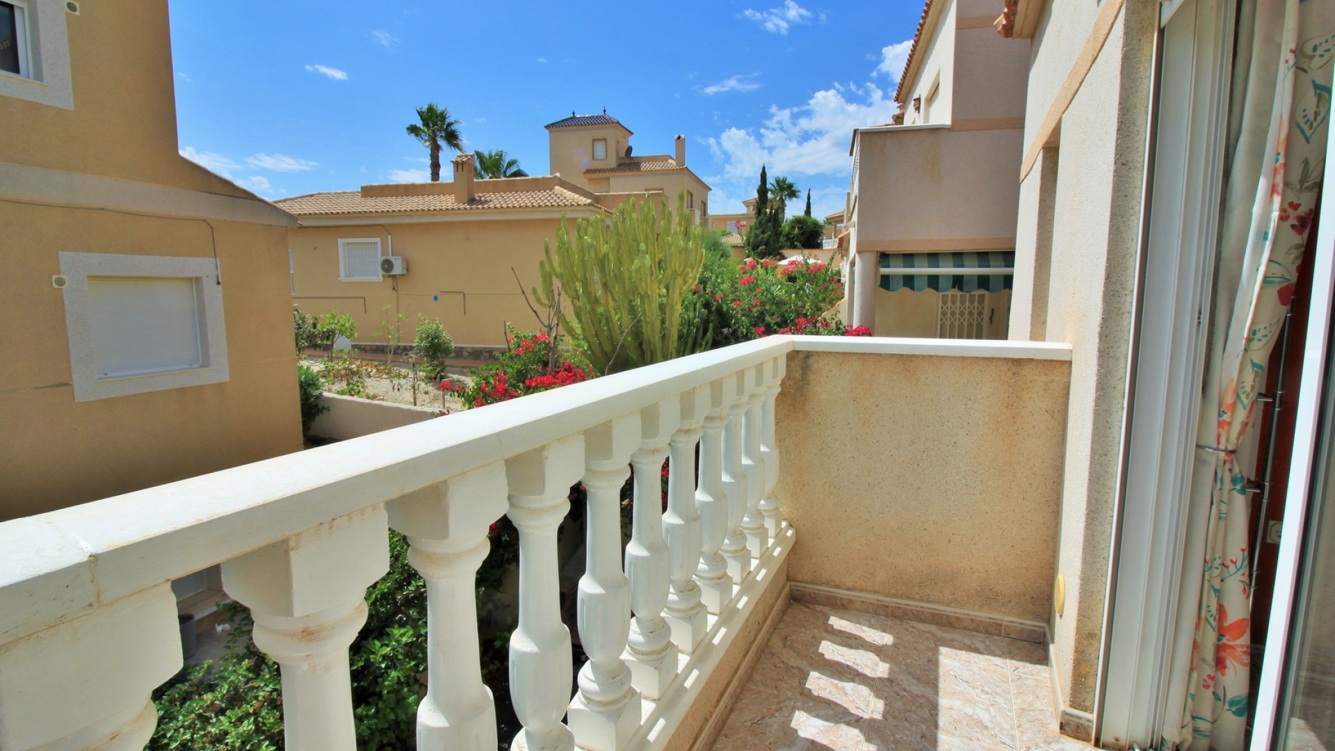 Wiederverkauf - Villa - Villamartin - El Galan