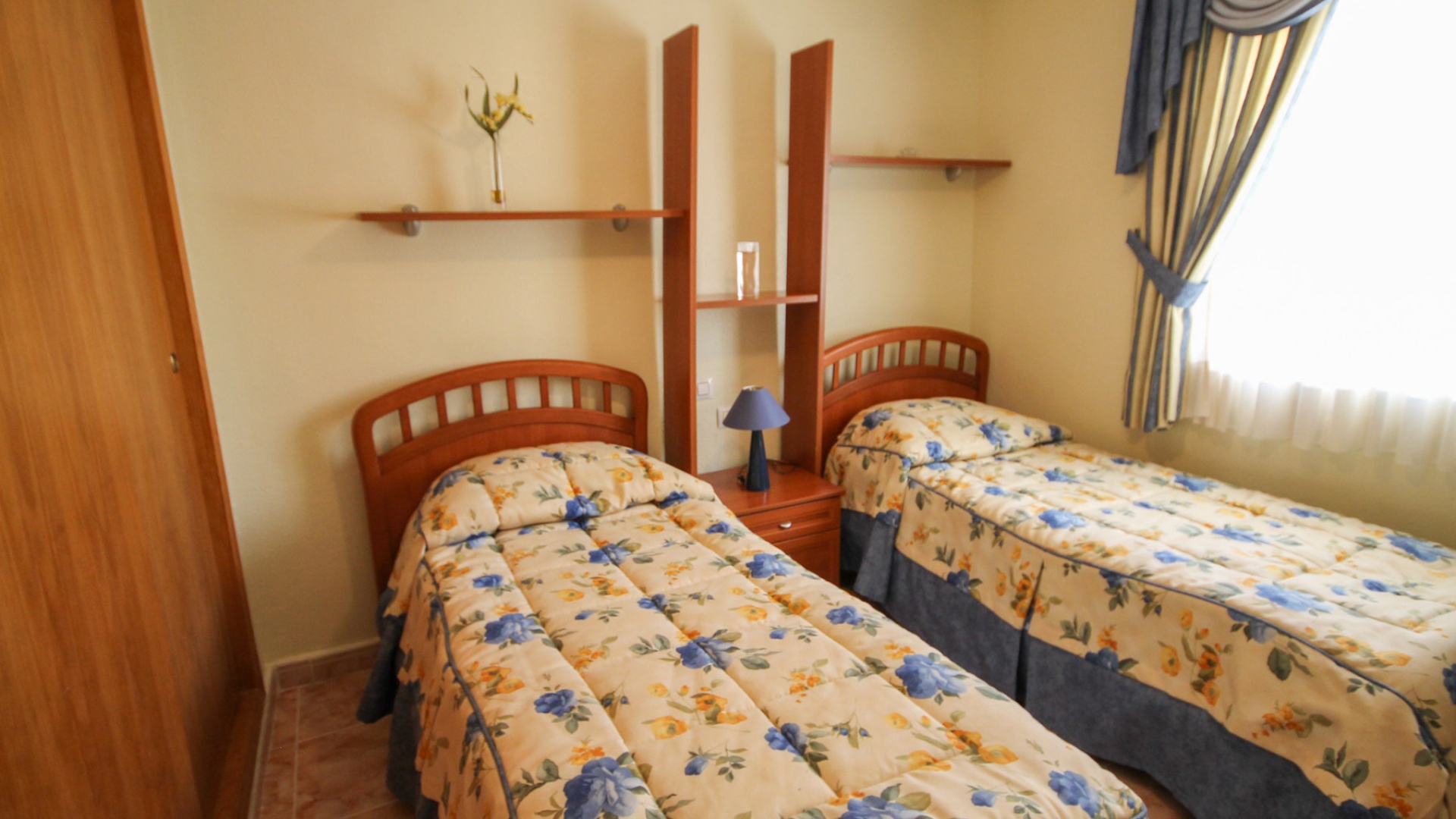 Wiederverkauf - Villa - Villamartin - El Galan