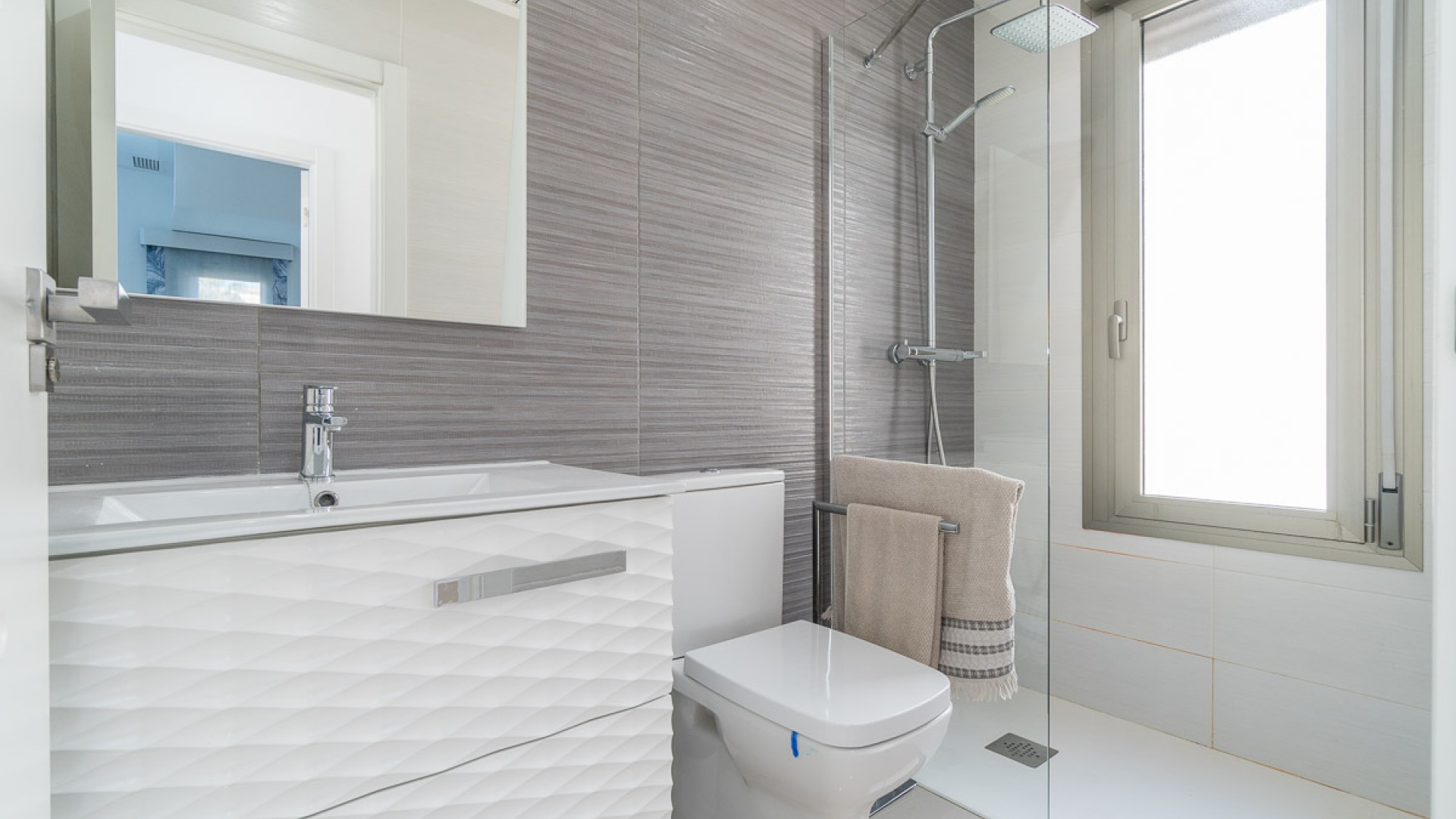 Wiederverkauf - Villa - Villamartin - El Galan