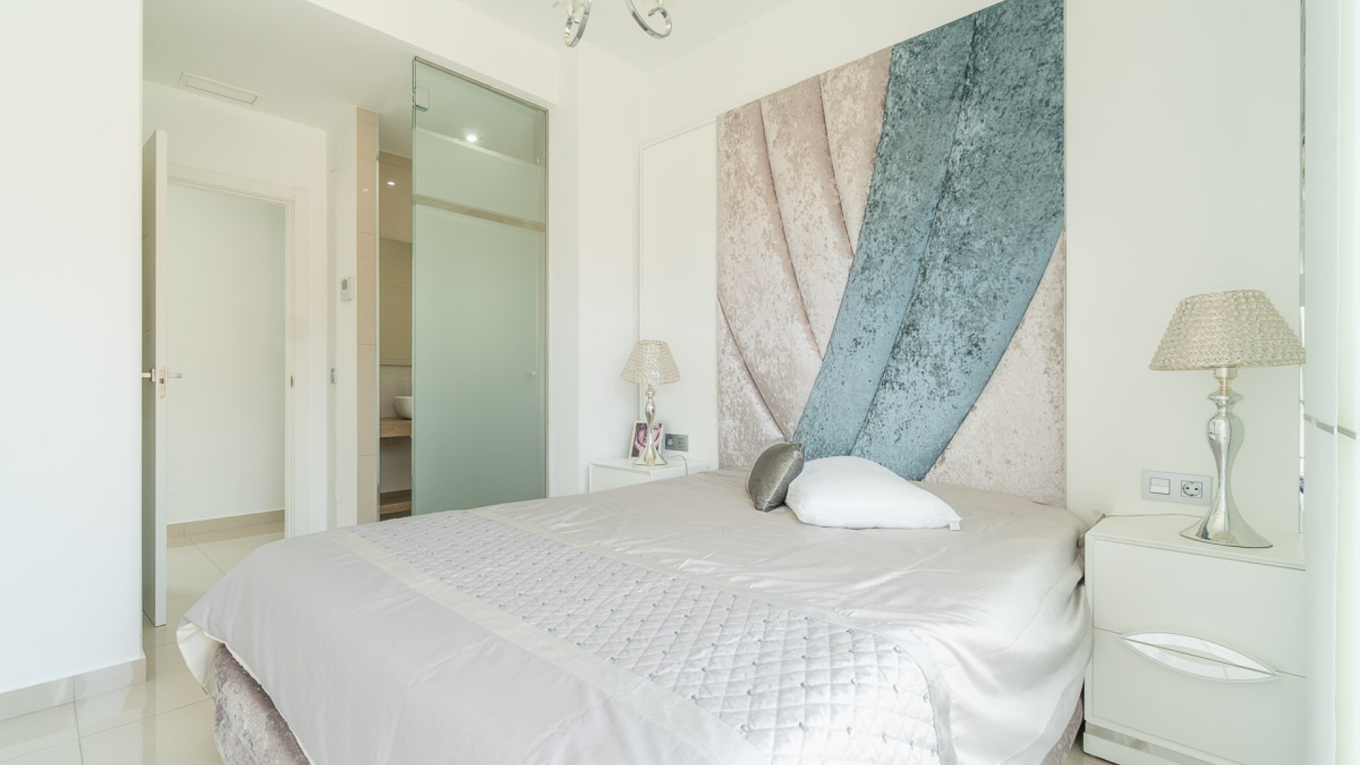 Wiederverkauf - Villa - Villamartin - El Galan