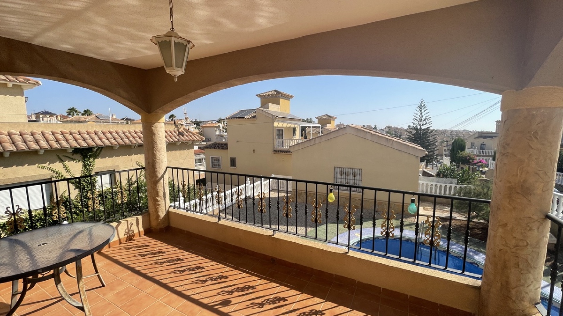 Wiederverkauf - Villa - Villamartin - El Galan