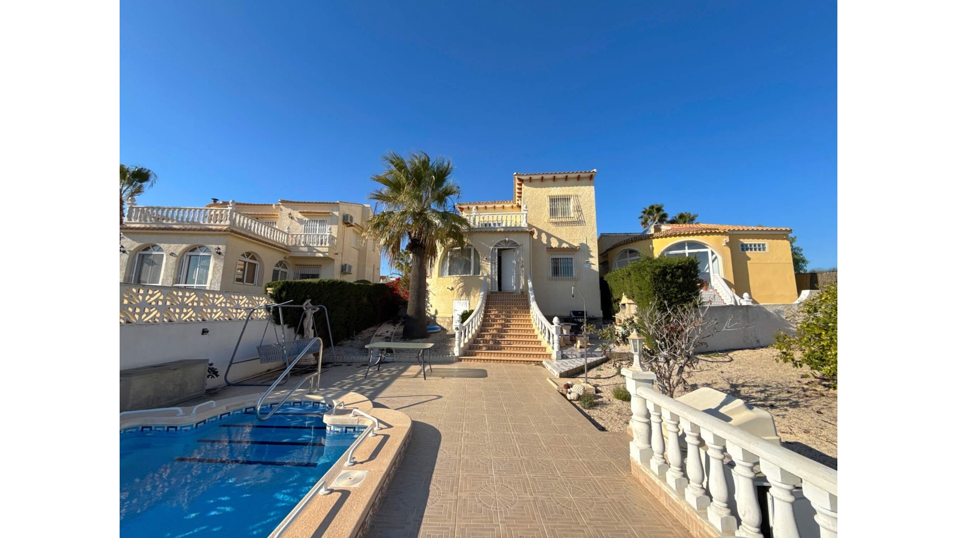 Wiederverkauf - Villa - Villamartin - el presidente