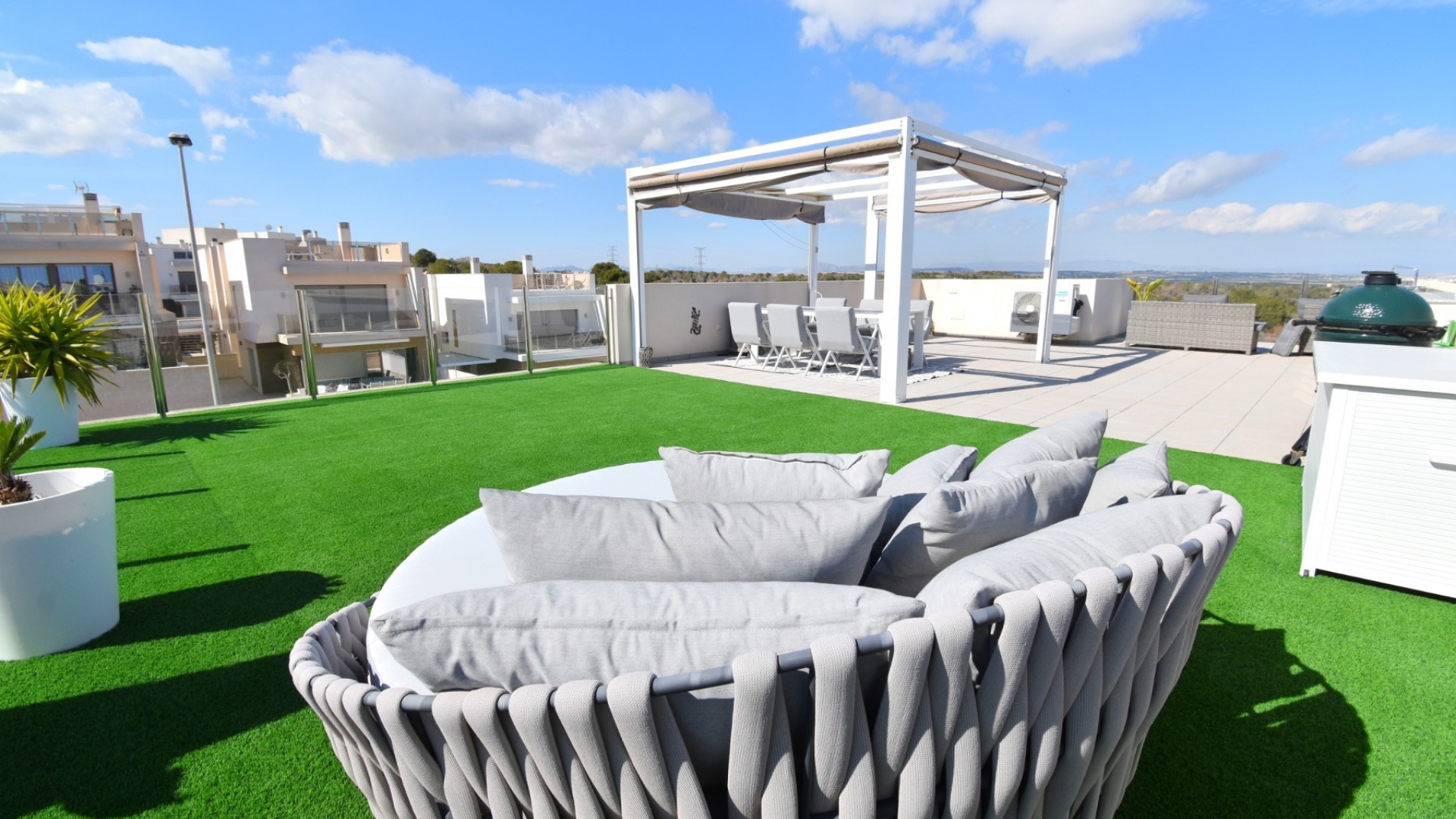 Wiederverkauf - Villa - Villamartin - PAU 26