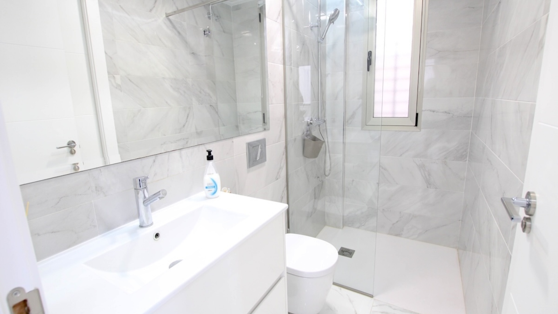 Wiederverkauf - Villa - Villamartin - PAU 26