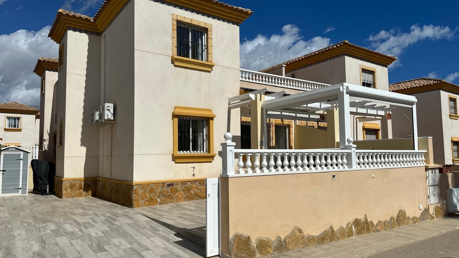 Wiederverkauf - Villa - Villamartin