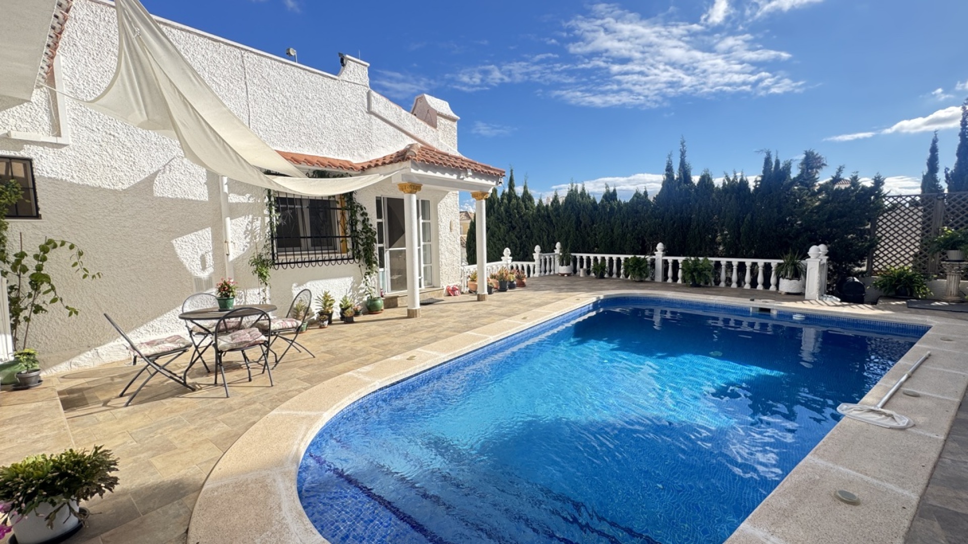 Wiederverkauf - Villa - Villamartin