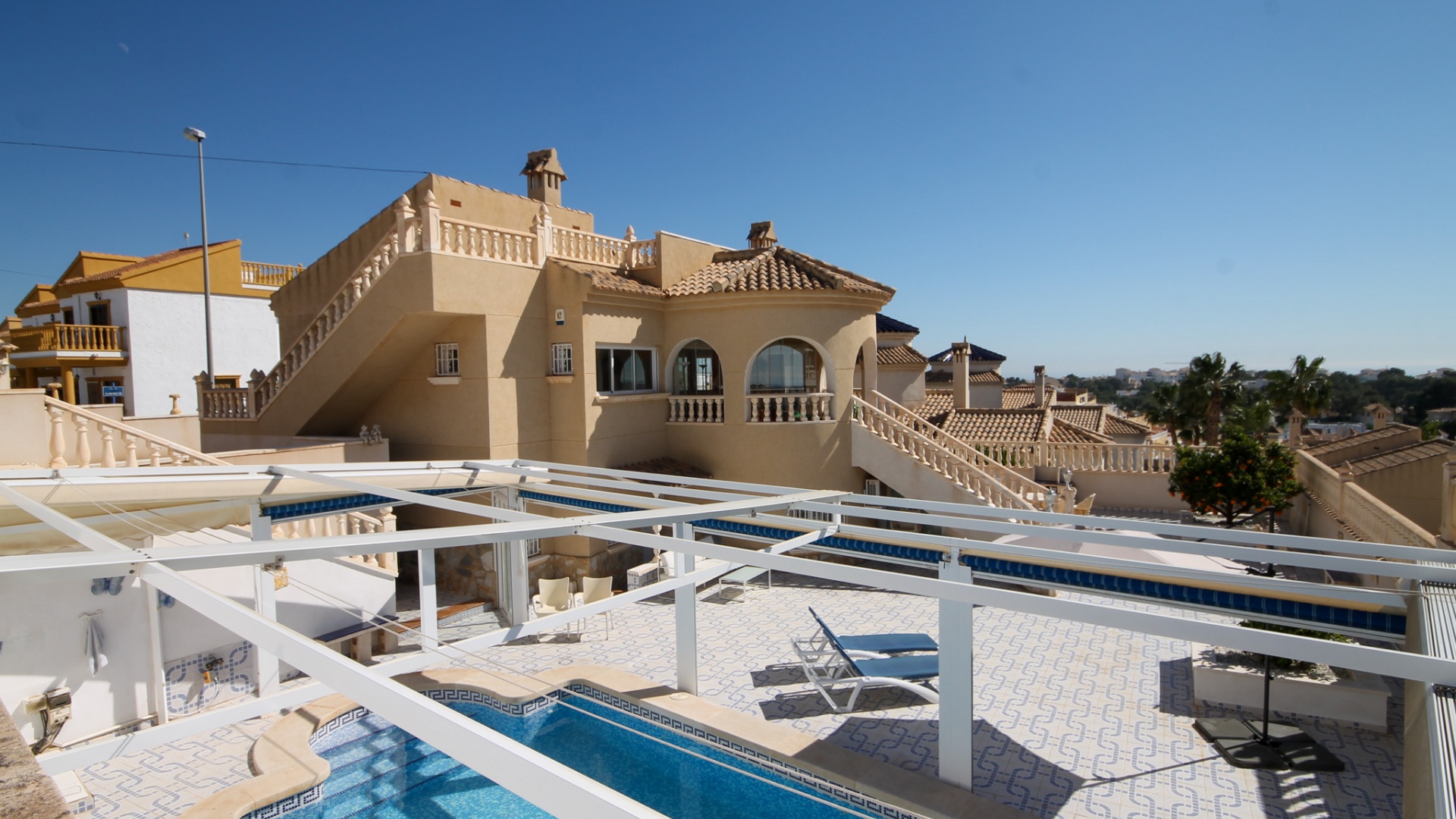 Wiederverkauf - Villa - Villamartin