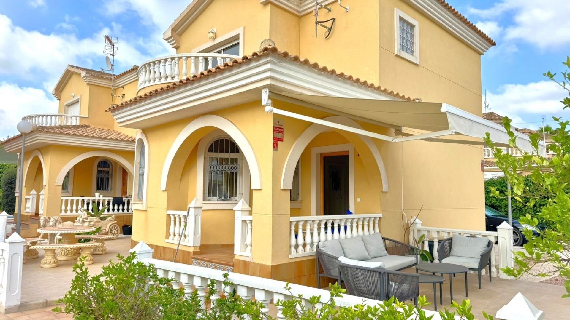 Wiederverkauf - Villa - Villamartin