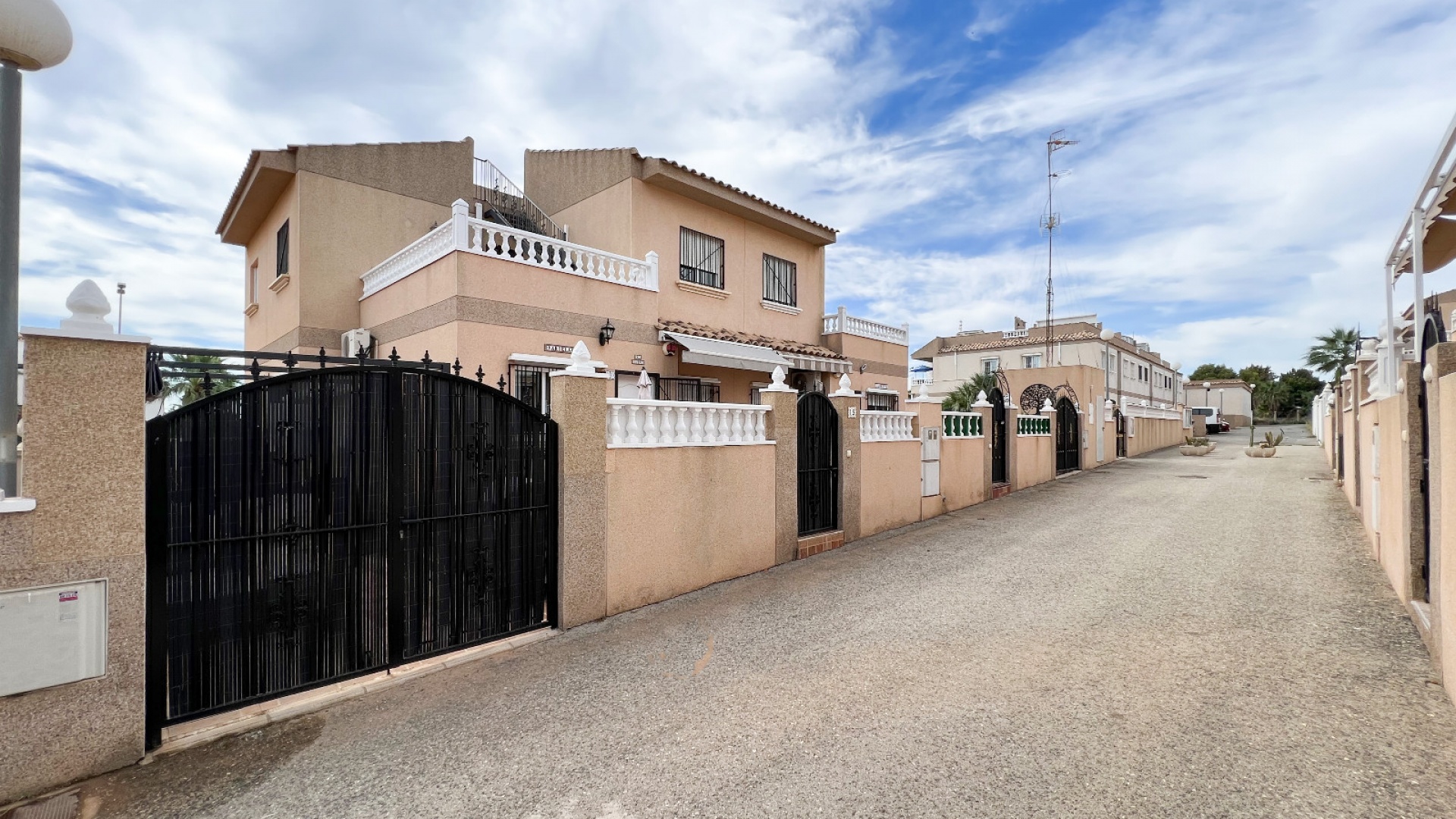 Wiederverkauf - Villa - Villamartin