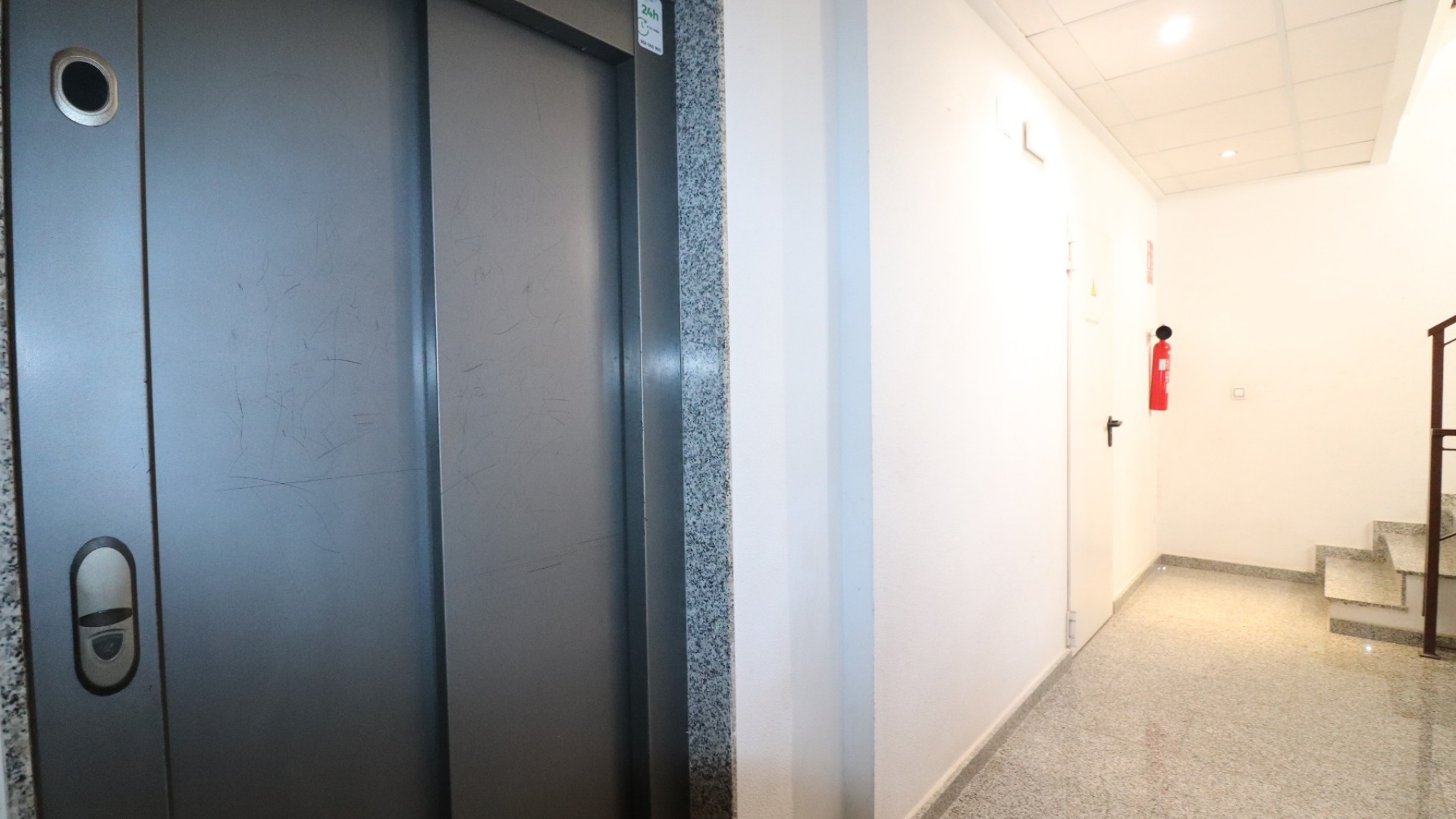 Wiederverkauf - Wohnung - Benijofar