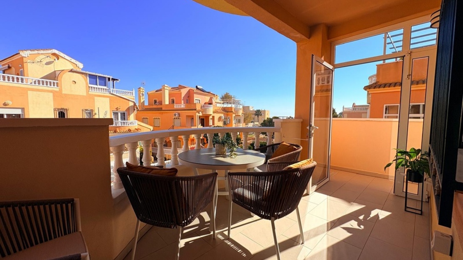Wiederverkauf - Wohnung - Campoamor - Las Ocas