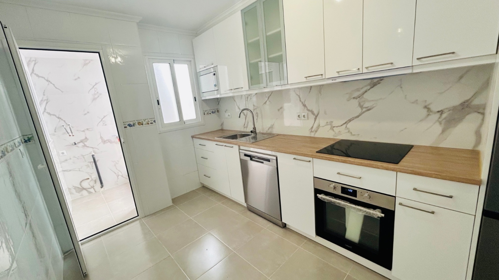 Wiederverkauf - Wohnung - Daya Nueva