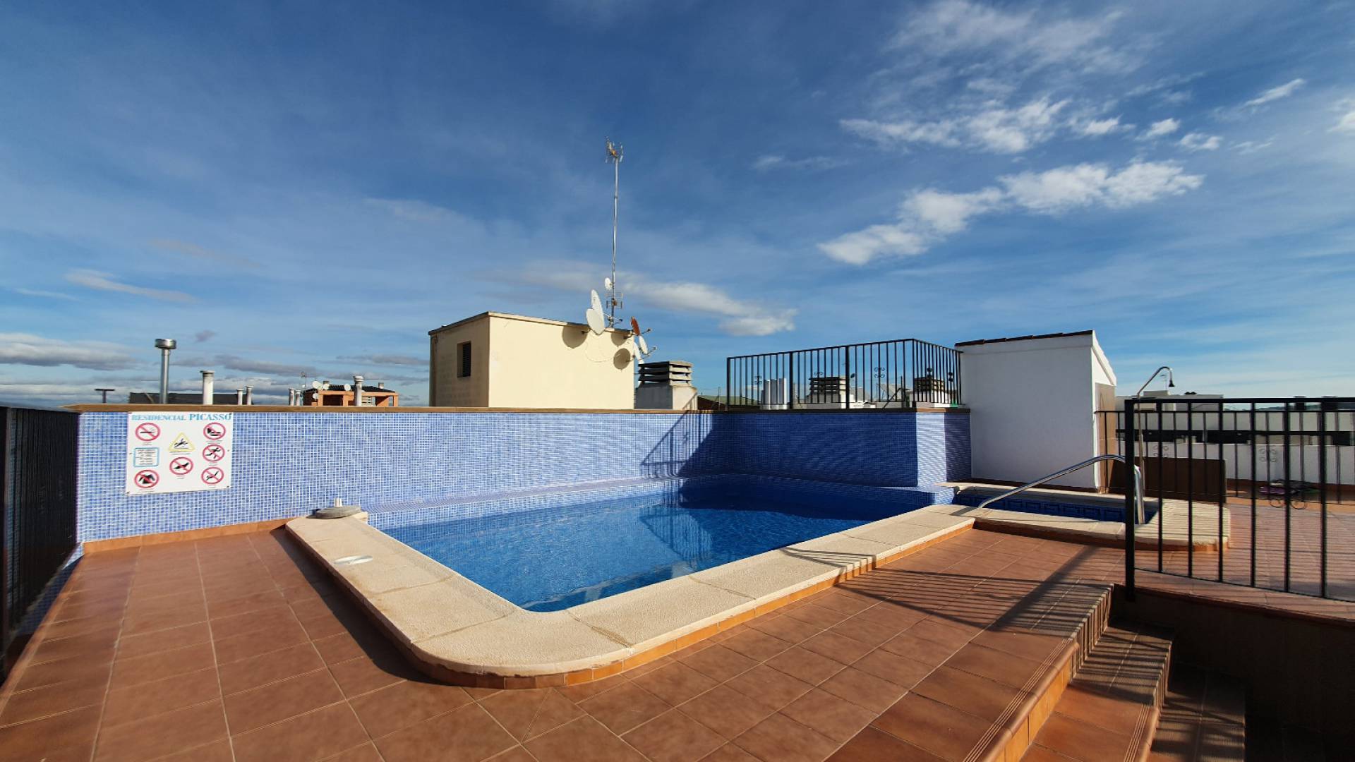 Wiederverkauf - Wohnung - Formentera del Segura - edificio picasso