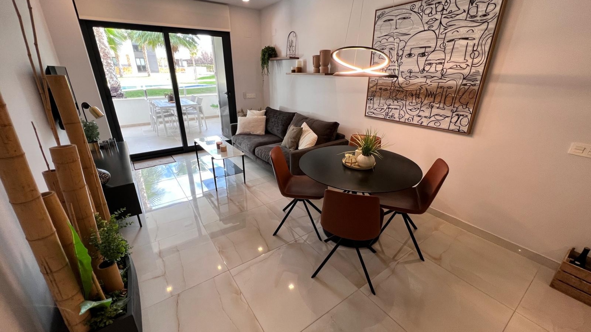 Wiederverkauf - Wohnung - Los Altos - Res. El Amanecer