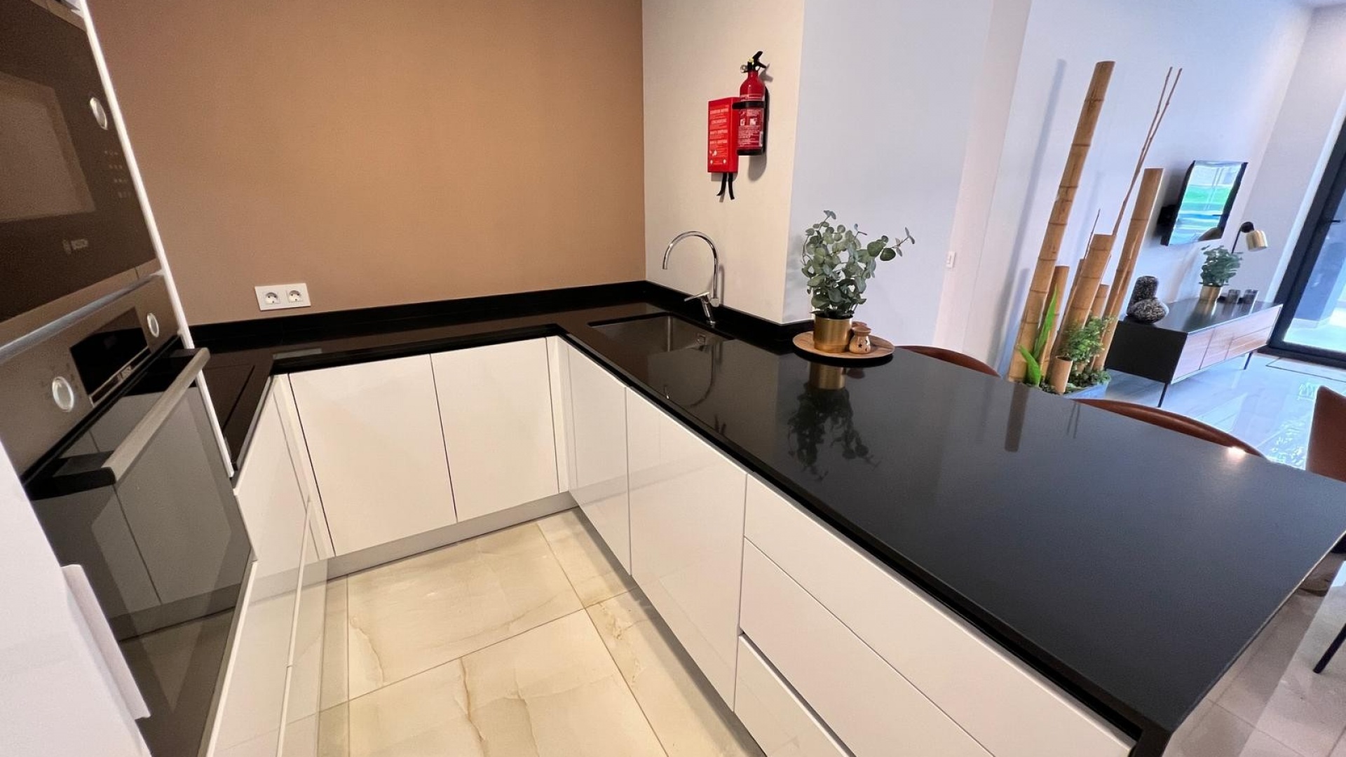 Wiederverkauf - Wohnung - Los Altos - Res. El Amanecer