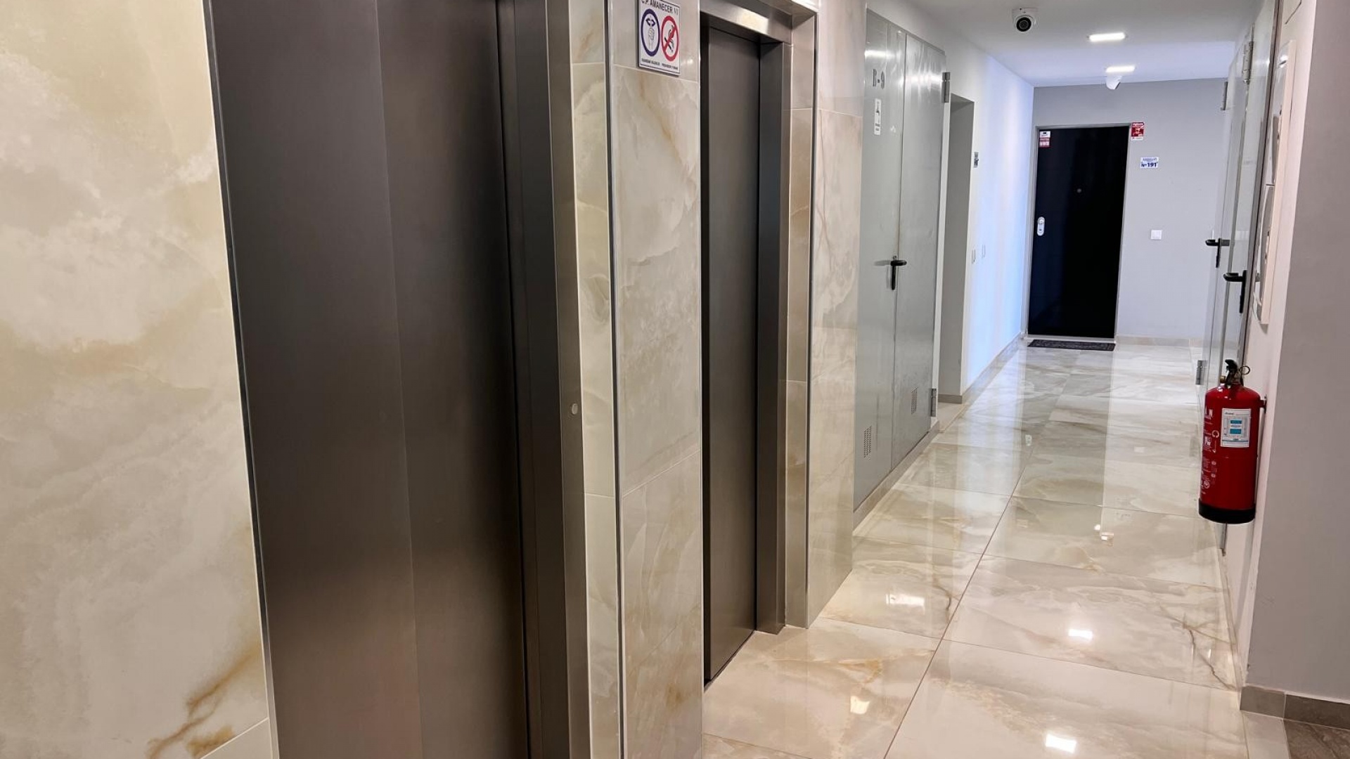 Wiederverkauf - Wohnung - Los Altos - Res. El Amanecer