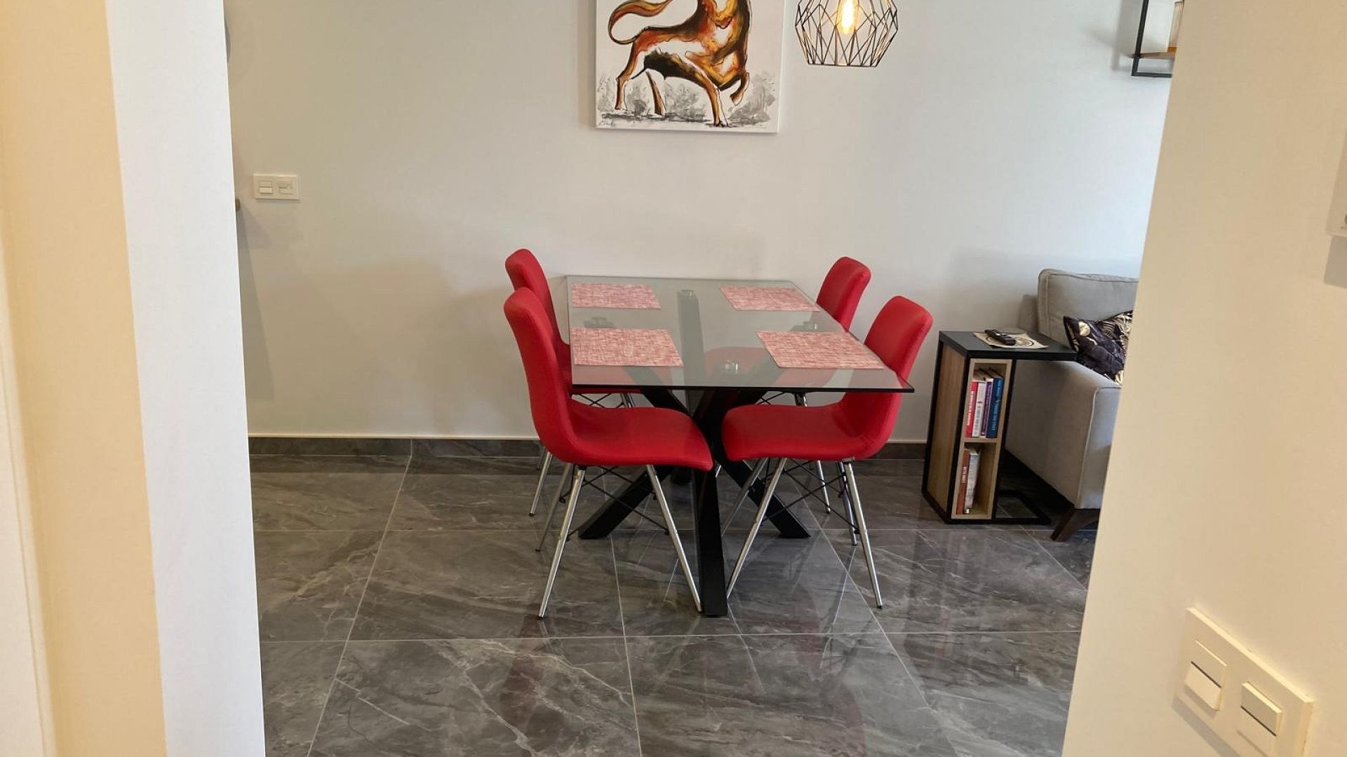 Wiederverkauf - Wohnung - Los Altos - Res. El Amanecer