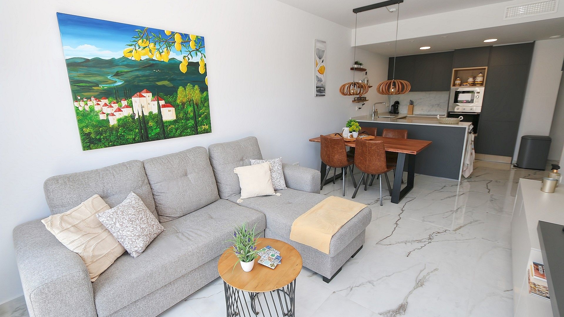 Wiederverkauf - Wohnung - Los Altos - Res. El Amanecer