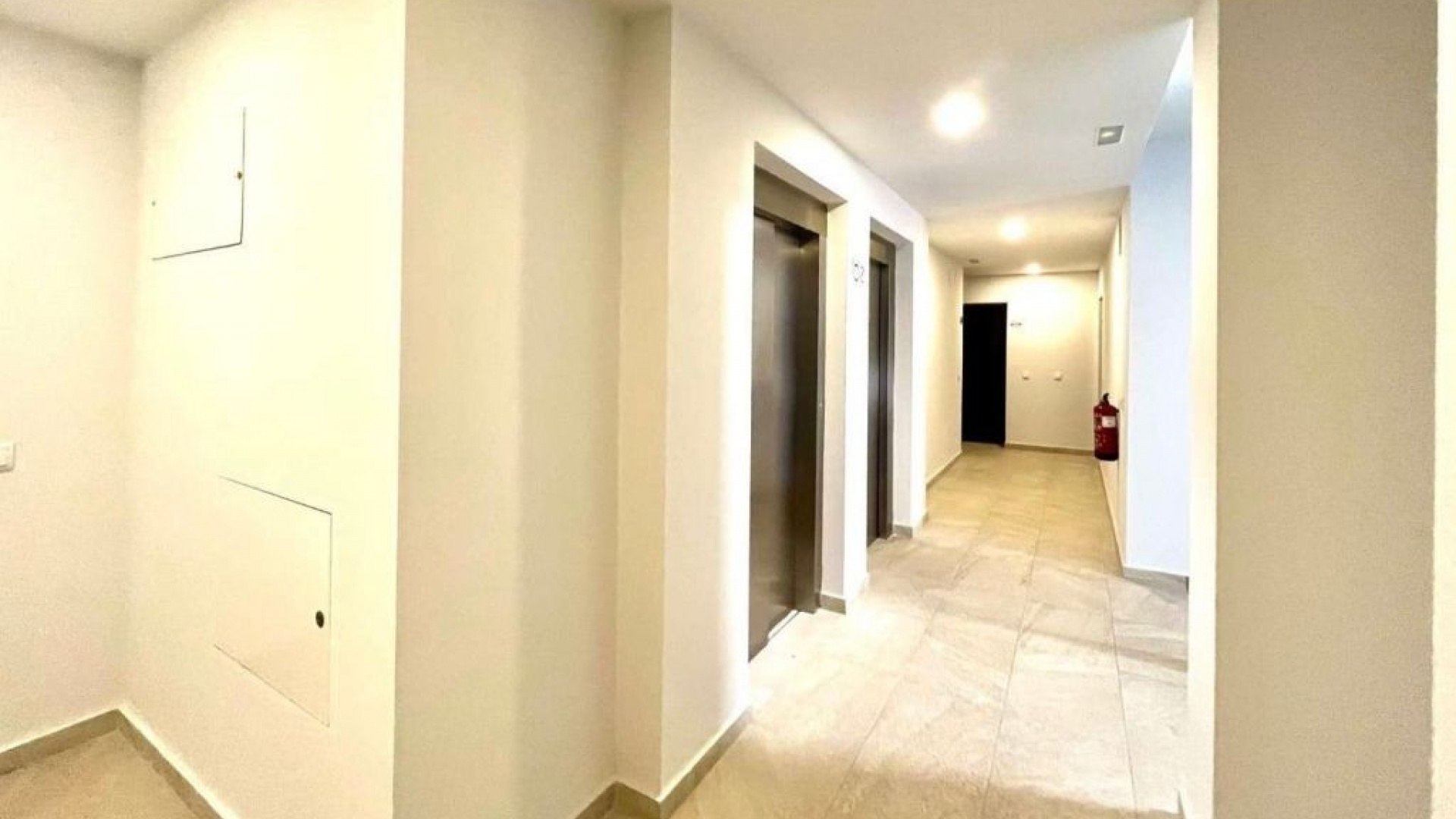 Wiederverkauf - Wohnung - Los Altos - Res. El Amanecer