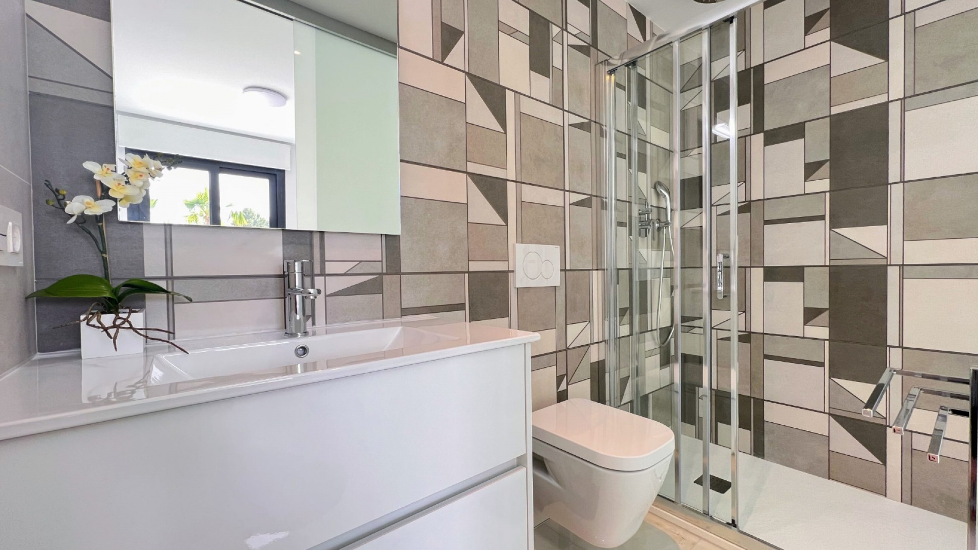 Wiederverkauf - Wohnung - Los Altos - Res. El Amanecer