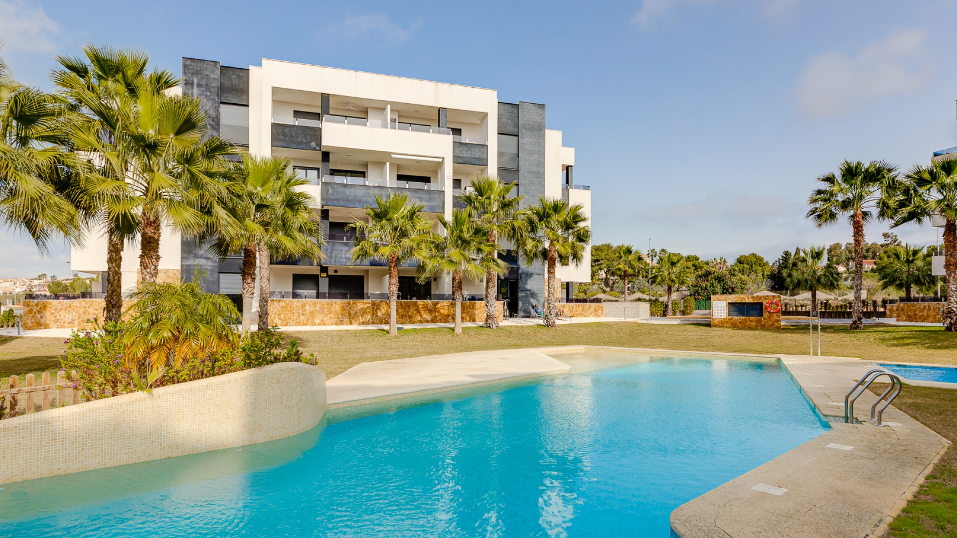 Wiederverkauf - Wohnung - Los Altos - Res. El Amanecer