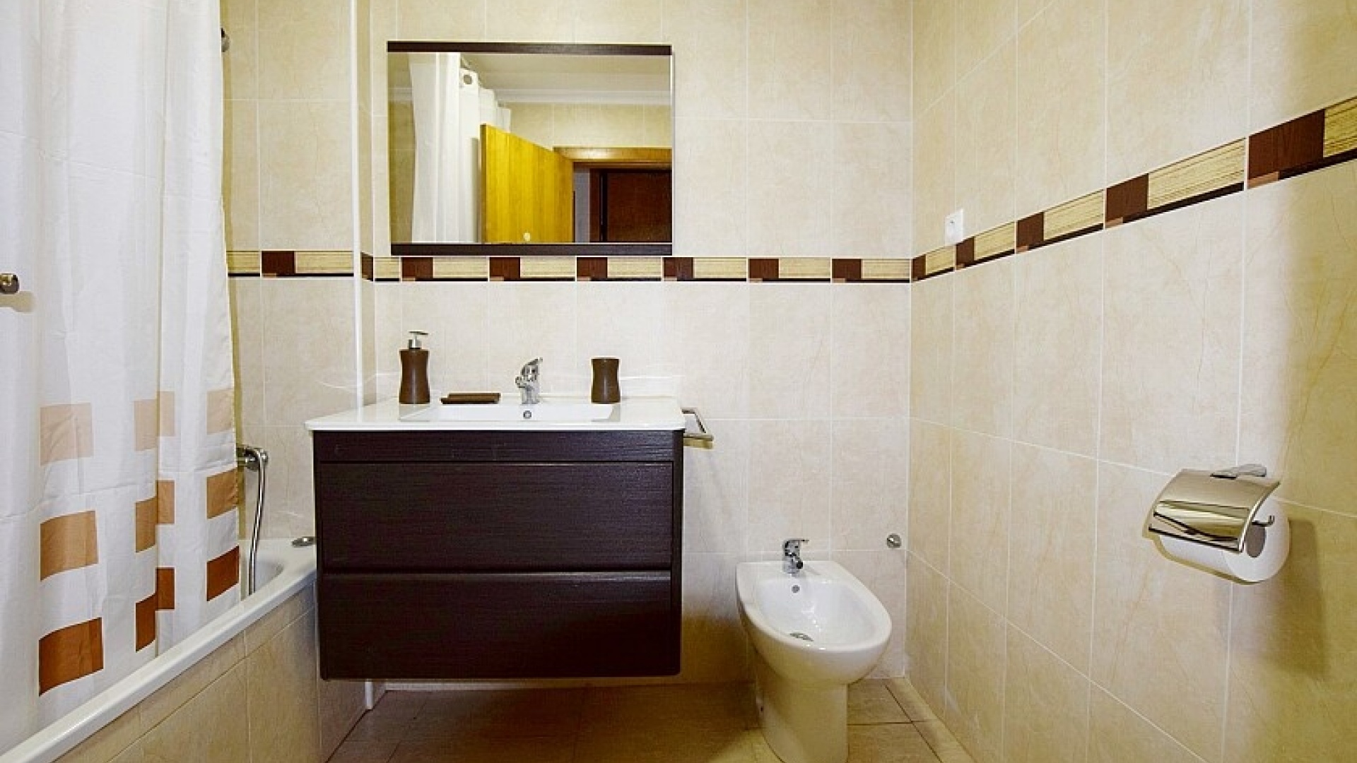 Wiederverkauf - Wohnung - Los Altos