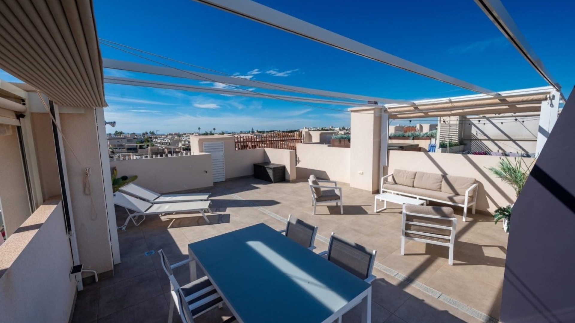 Wiederverkauf - Wohnung - Mil Palmeras - Beachside Mil Palmeras