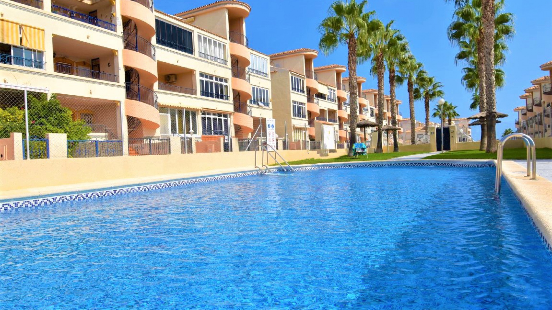 Wiederverkauf - Wohnung - Orihuela Costa - Punta Prima