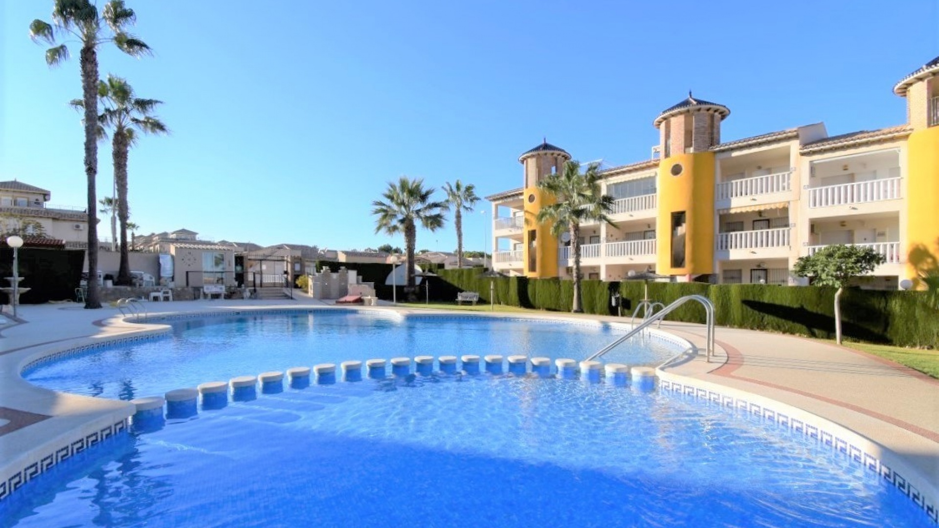 Wiederverkauf - Wohnung - Orihuela Costa - Villamartin