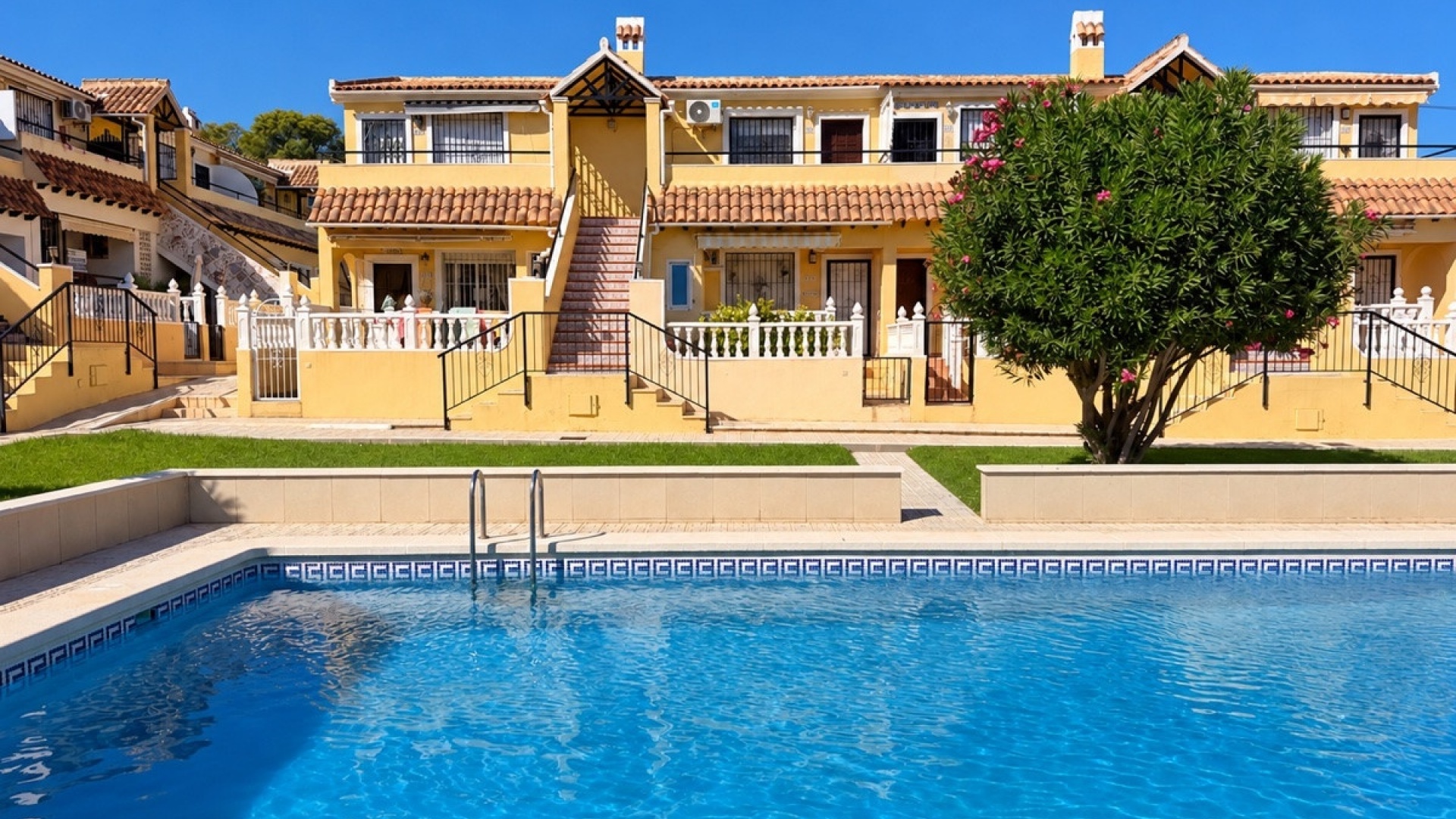 Wiederverkauf - Wohnung - Orihuela - Villamartin