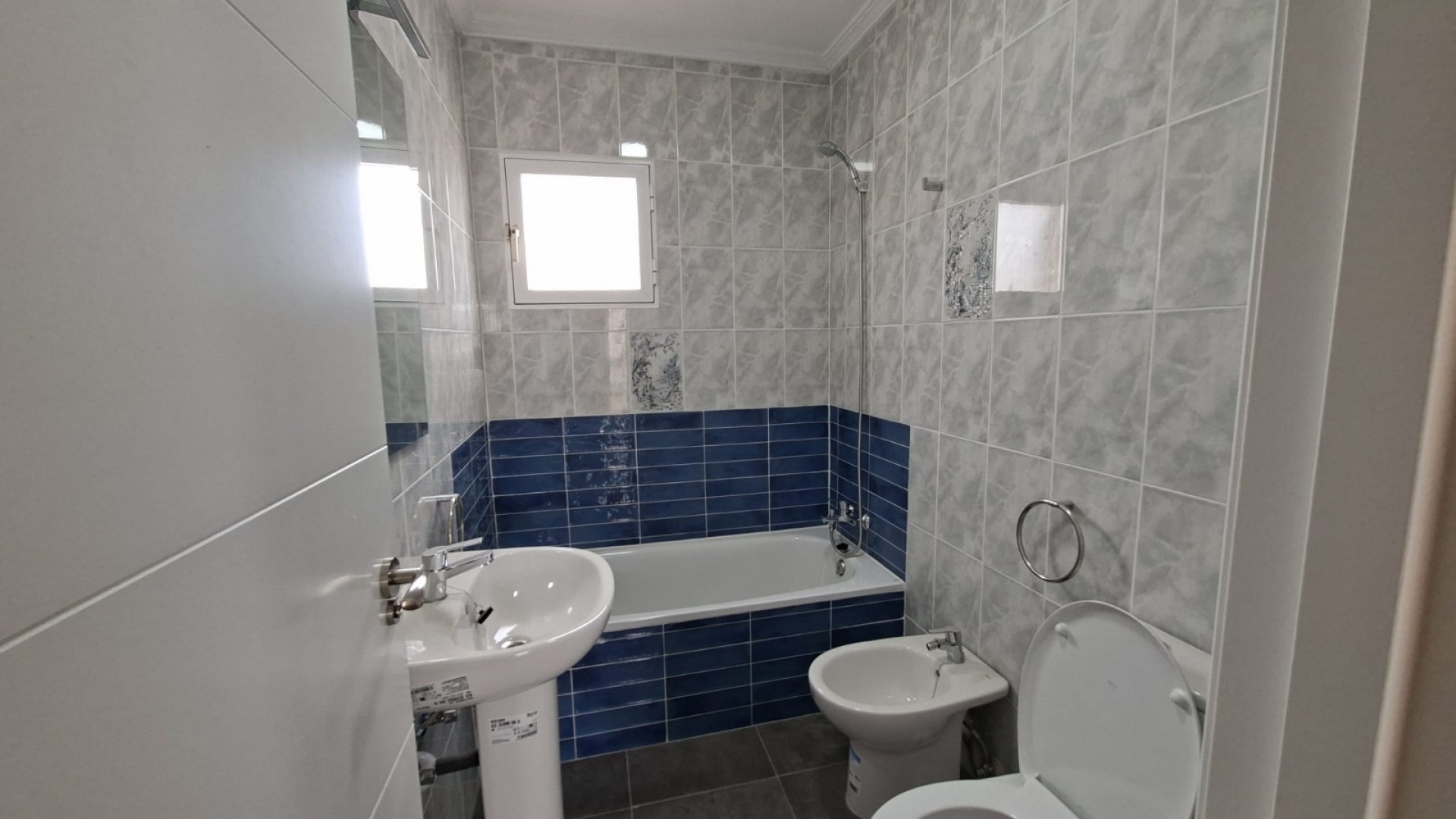 Wiederverkauf - Wohnung - Playa Flamenca - Res. San Antonio