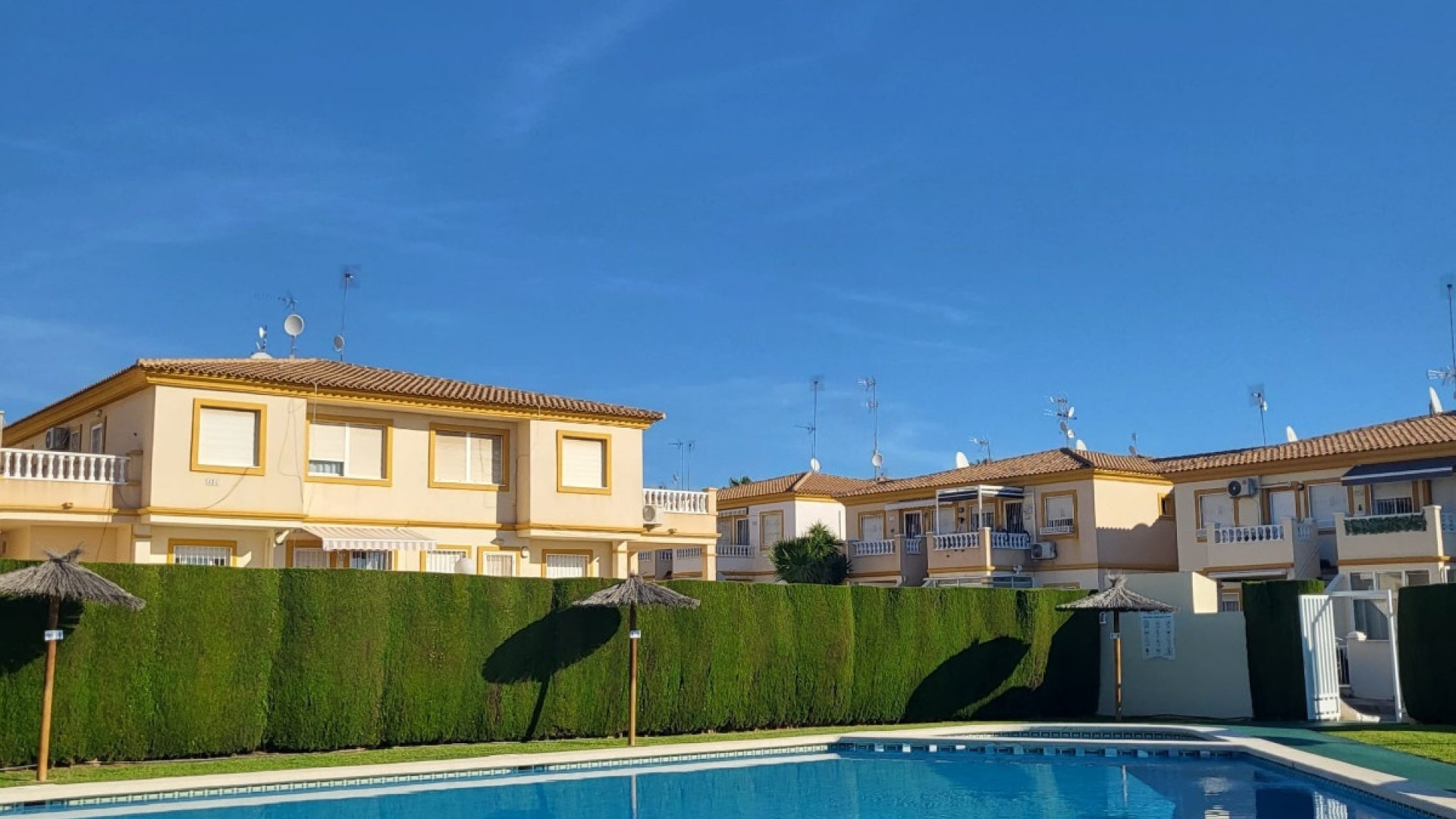 Wiederverkauf - Wohnung - Playa Flamenca - Res. Sol de Mar