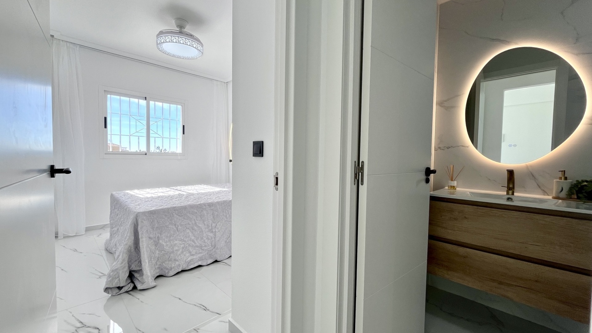 Wiederverkauf - Wohnung - Playa Flamenca - zeniamar