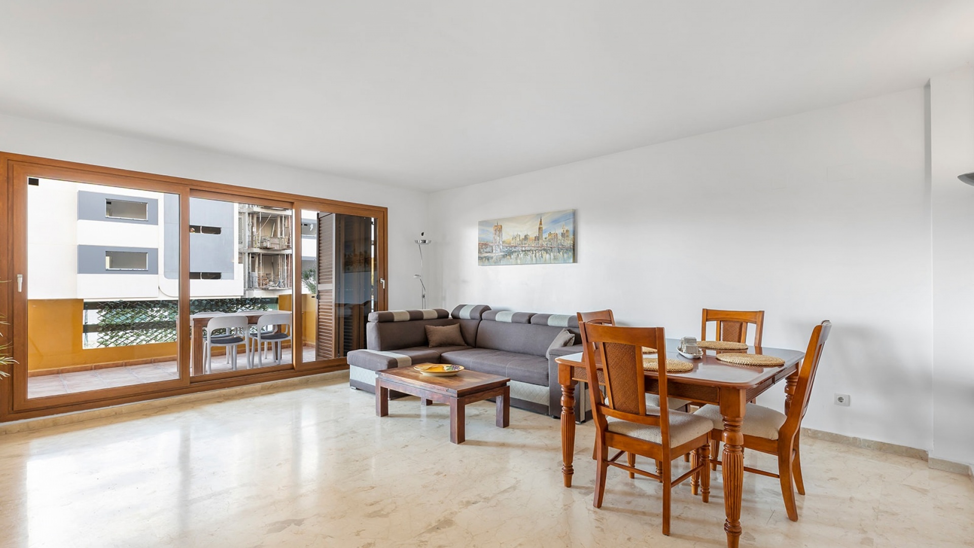 Wiederverkauf - Wohnung - Punta Prima - la entrada
