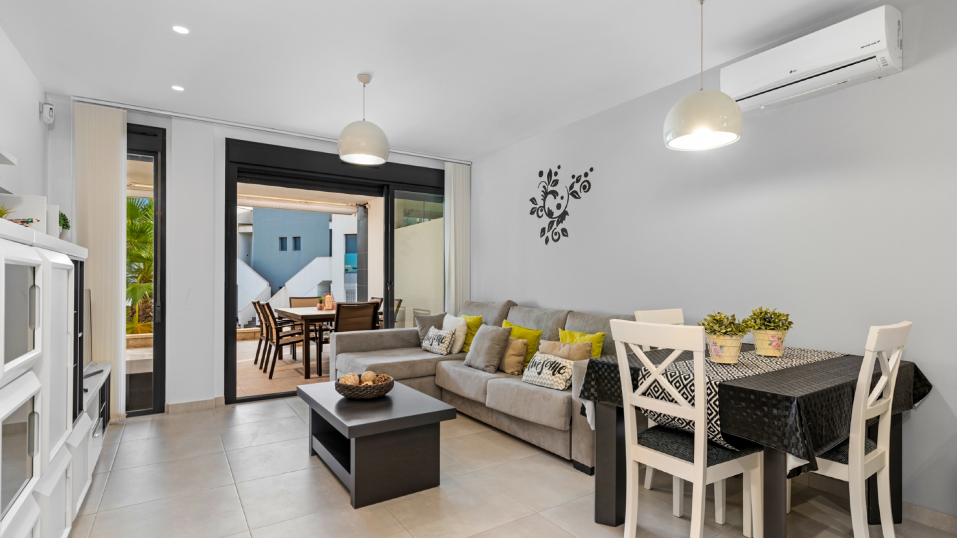 Wiederverkauf - Wohnung - Punta Prima - oasis beach