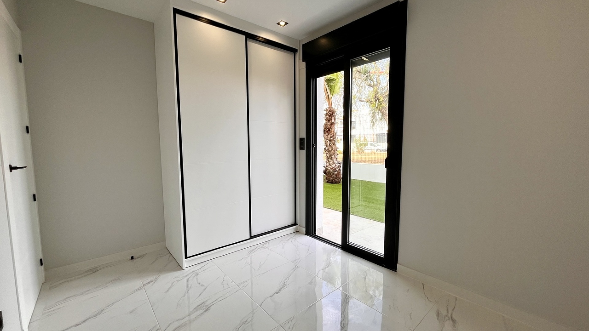 Wiederverkauf - Wohnung - Punta Prima - Res. Innova Beach