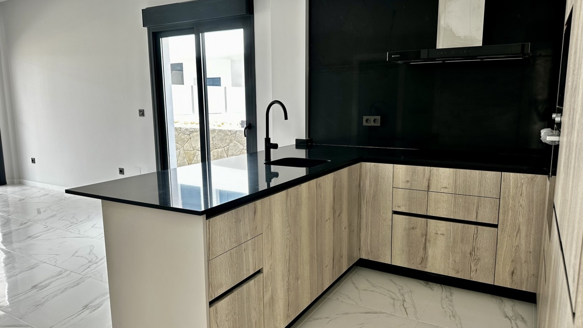 Wiederverkauf - Wohnung - Punta Prima - Res. Innova Beach