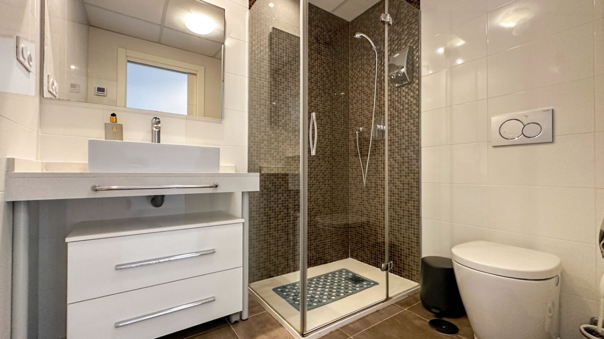 Wiederverkauf - Wohnung - Punta Prima - Res. Sea Senses