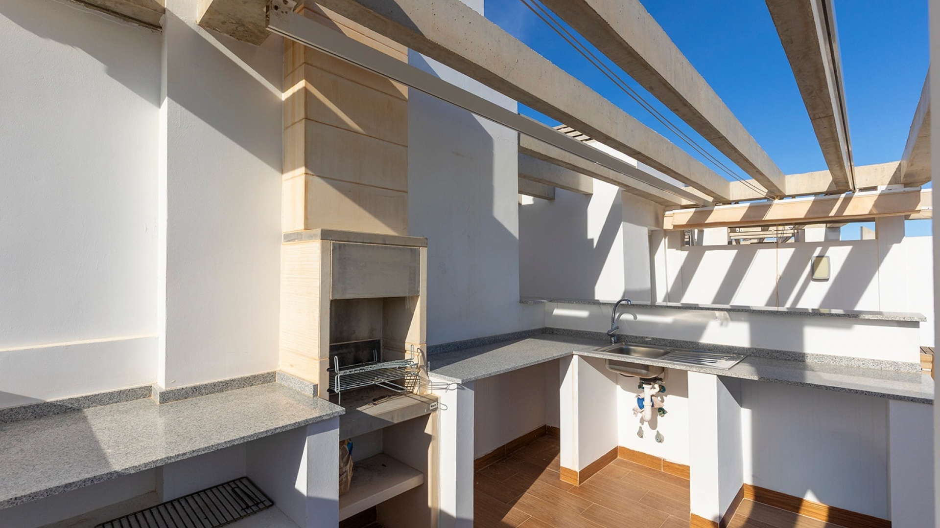 Wiederverkauf - Wohnung - Punta Prima - Res. Sea Senses