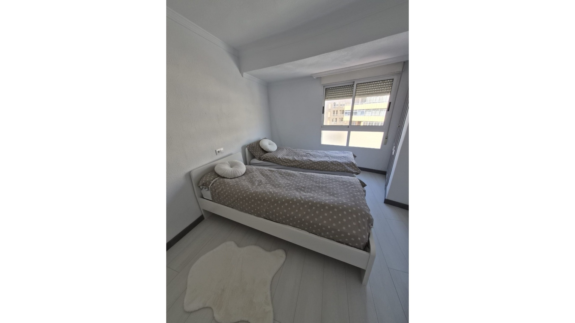 Wiederverkauf - Wohnung - Torrevieja - 1st line to the sea
