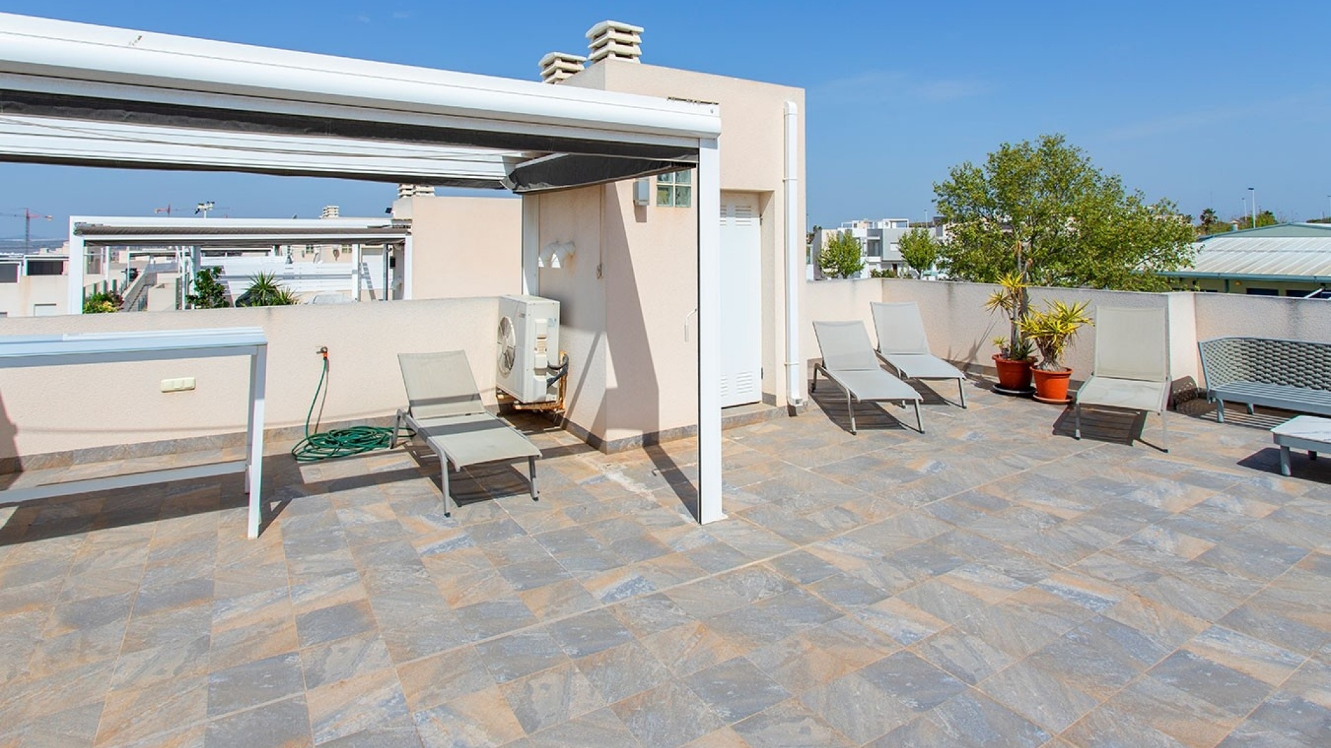 Wiederverkauf - Wohnung - Torrevieja - Aguas Nuevas
