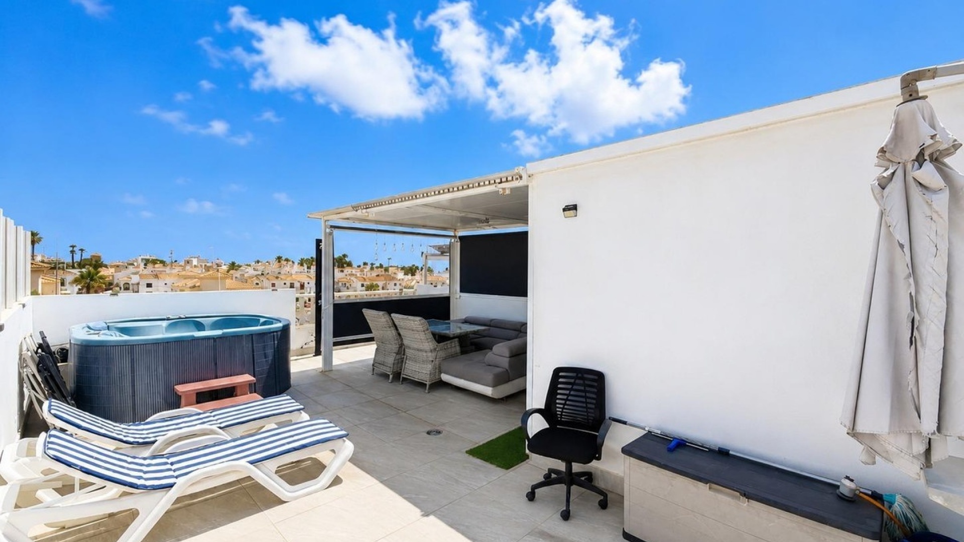 Wiederverkauf - Wohnung - Torrevieja - Aguas Nuevas