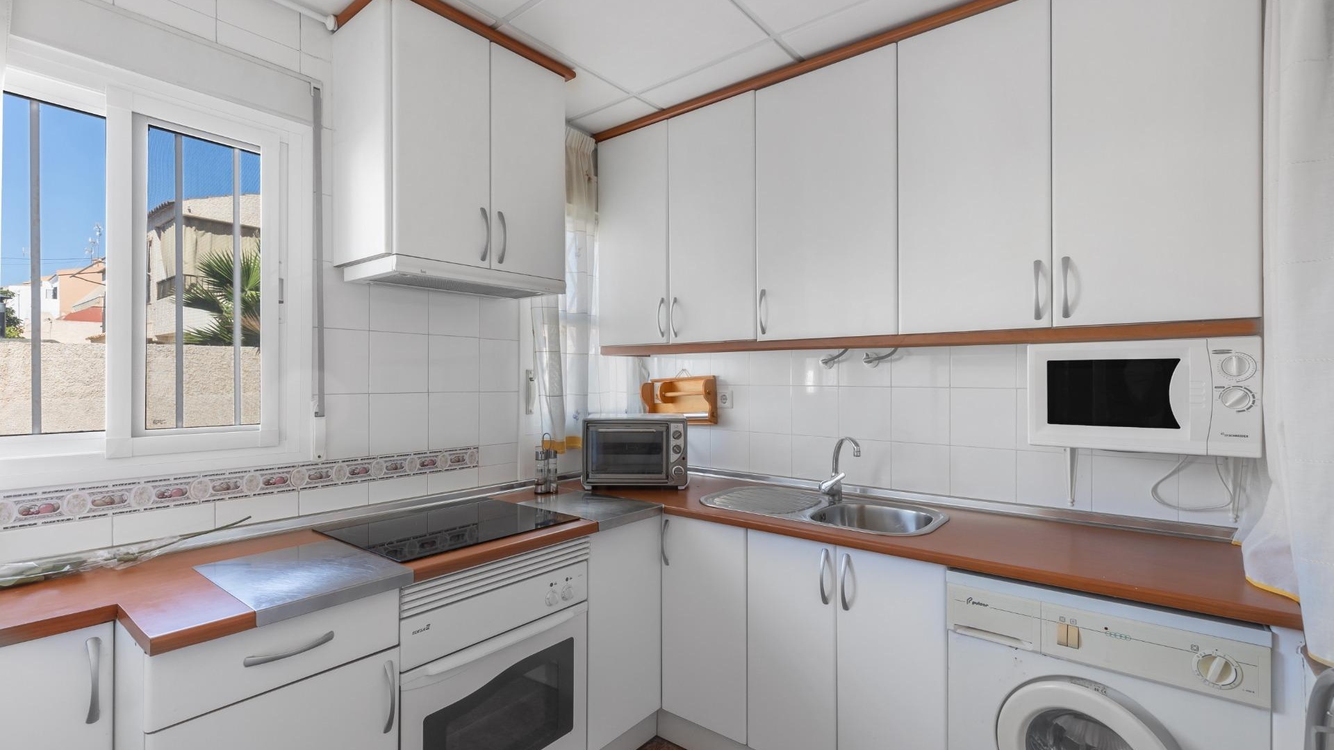 Wiederverkauf - Wohnung - Torrevieja - Beachside Torrevieja