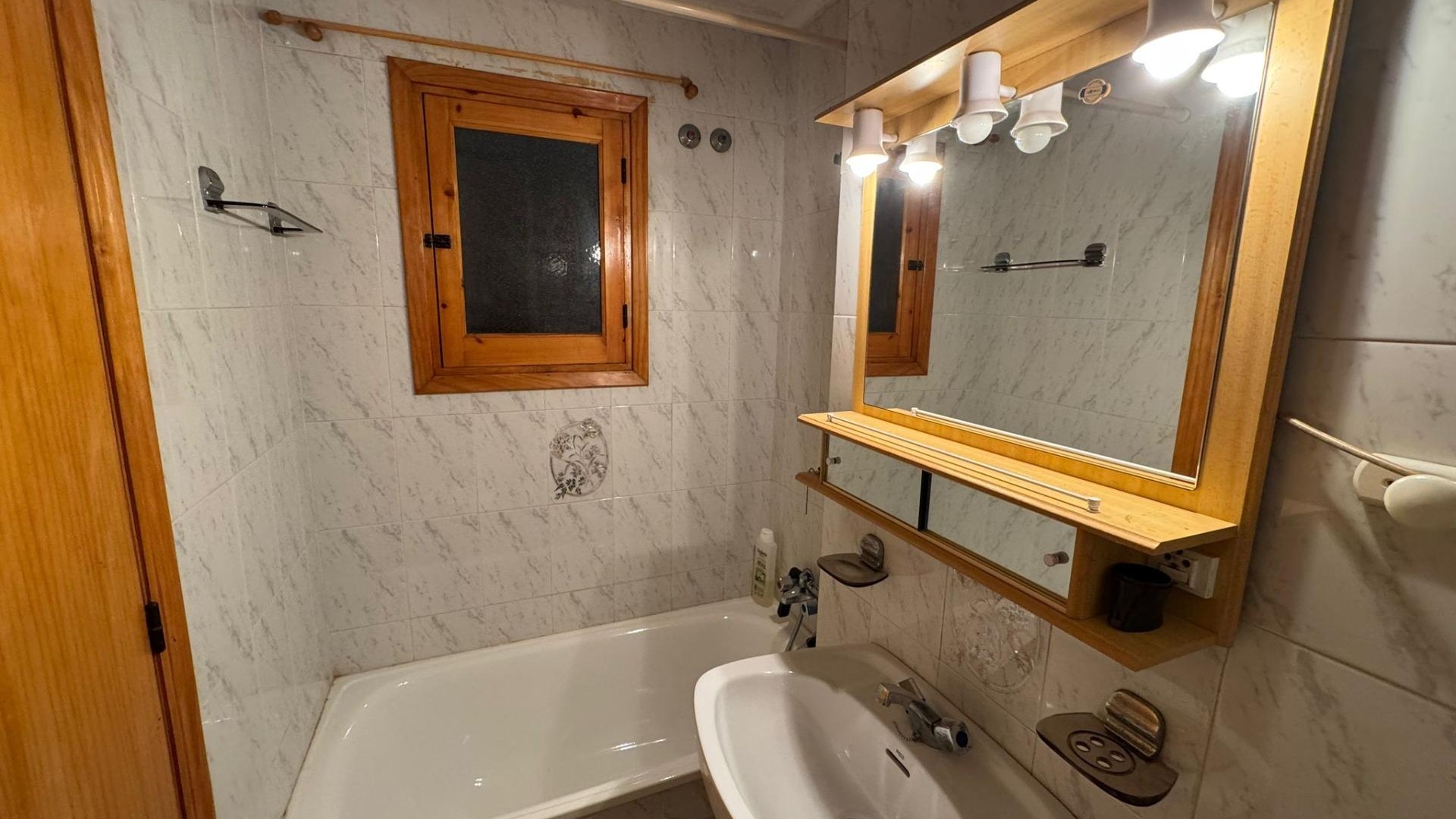 Wiederverkauf - Wohnung - Torrevieja - Beachside Torrevieja