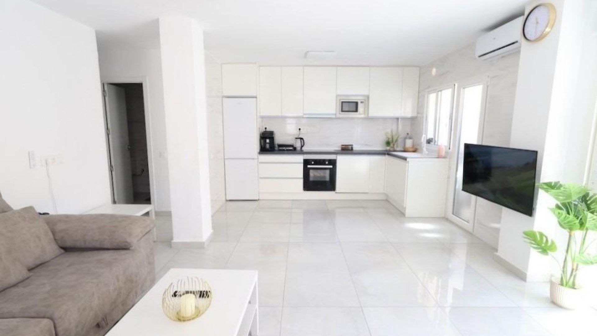 Wiederverkauf - Wohnung - Torrevieja - Beachside Torrevieja